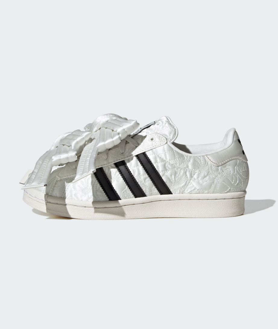 ADIDAS X CAROLINE HU】SUPERSTAR