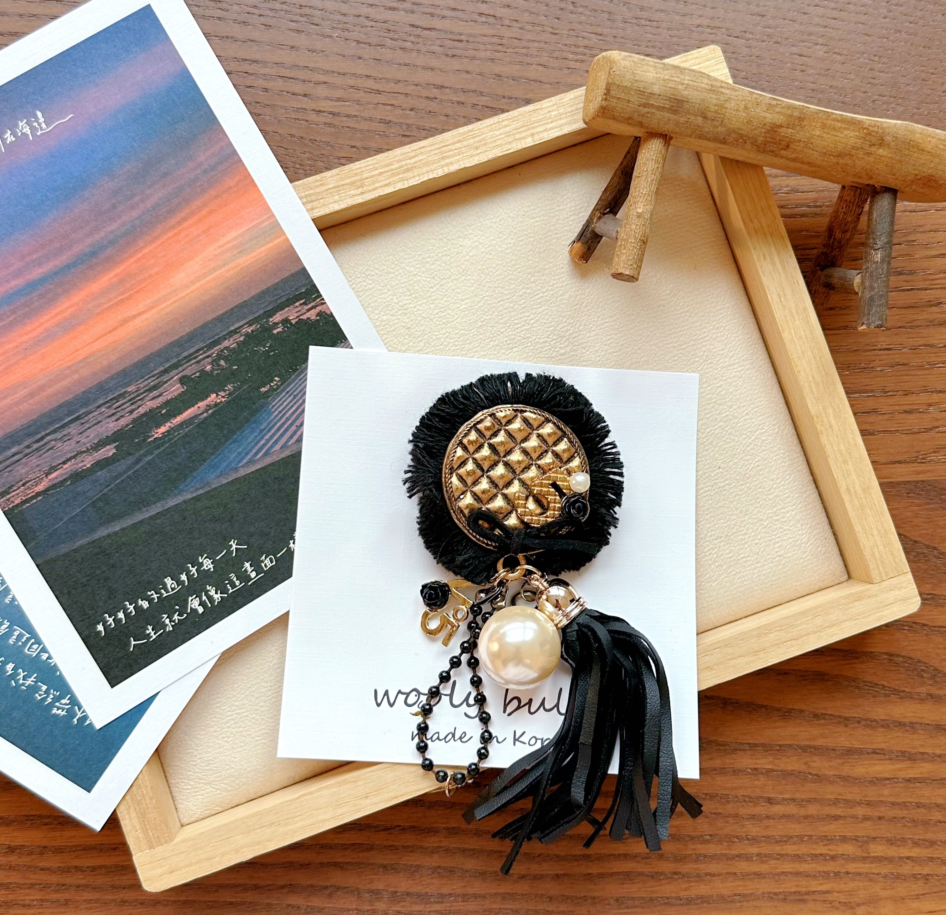 【質感5號珍珠流蘇別針】( 現貨 )