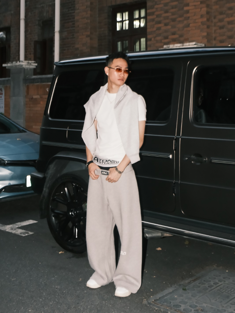 ATONESTUDIO 24FW “SUPER HEAVYWEIGHT BAGGY SWEATPANTS”