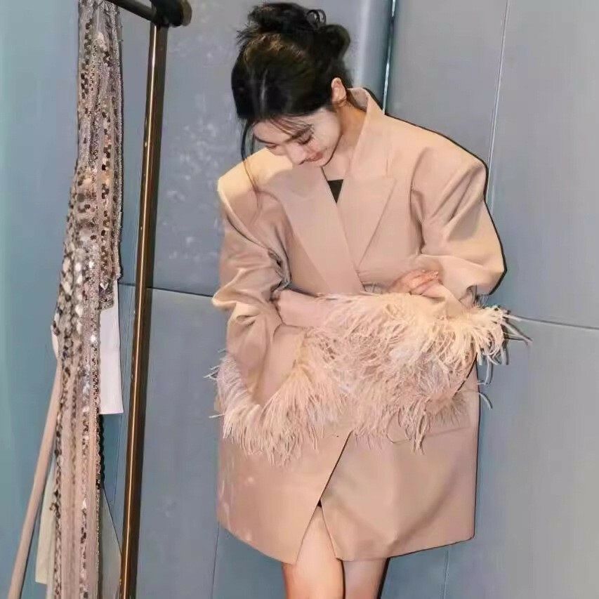 法式重工 鴕鳥毛寬版西裝外套