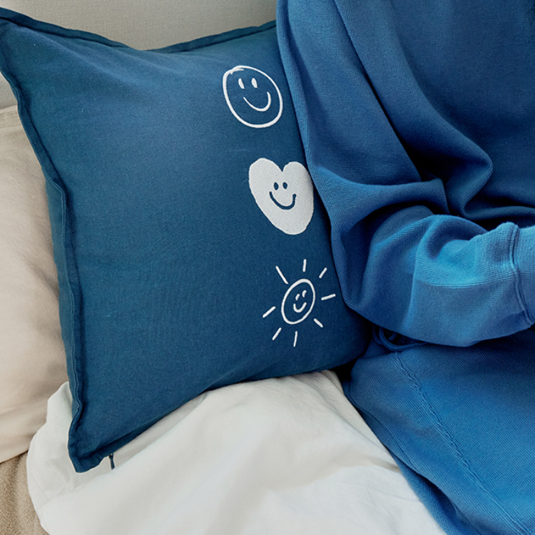 韓國 ooowl 塗鴉刺繡抱枕套 SMILE HEART SUN