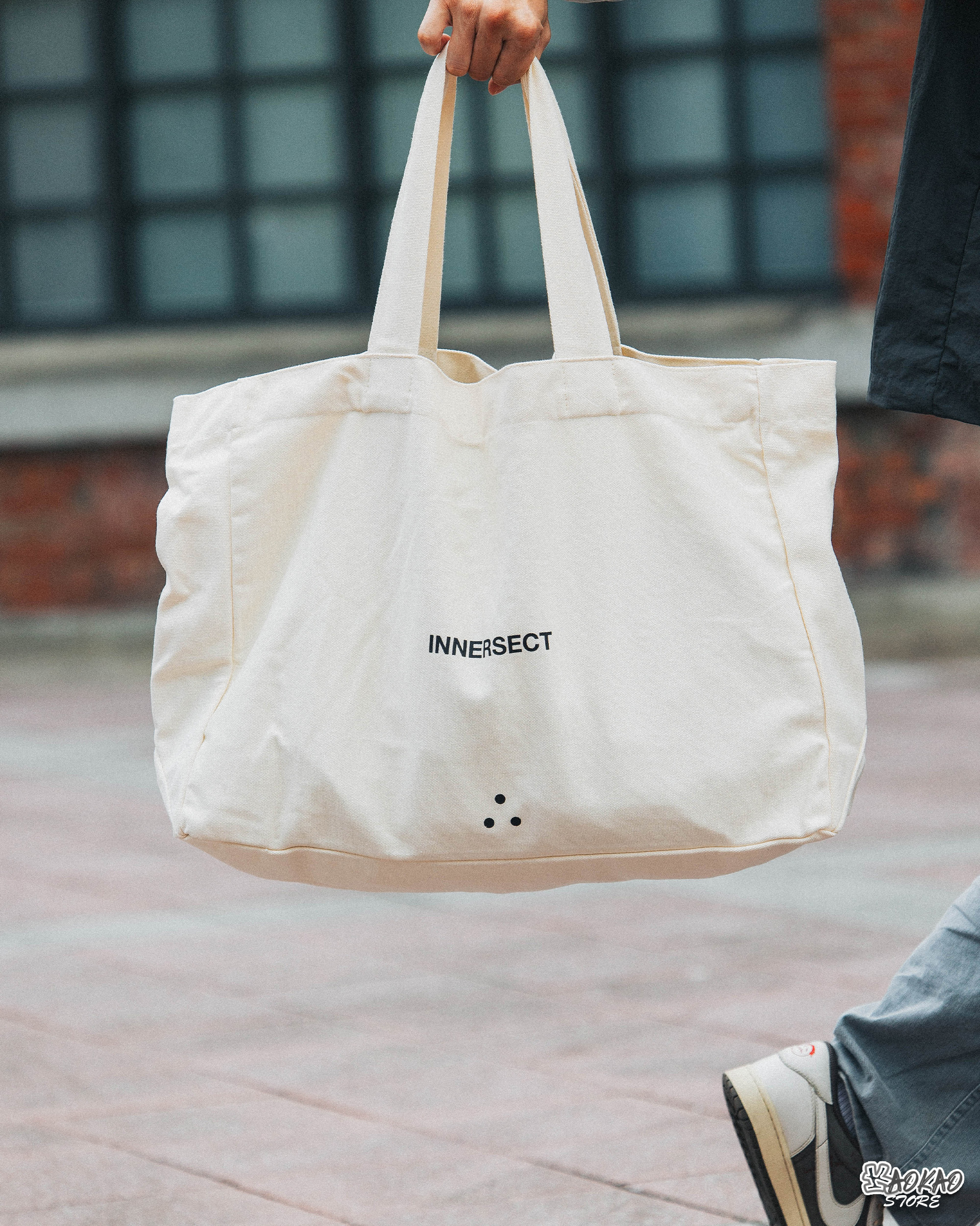INNERSECT 三生萬物 帆布側背袋