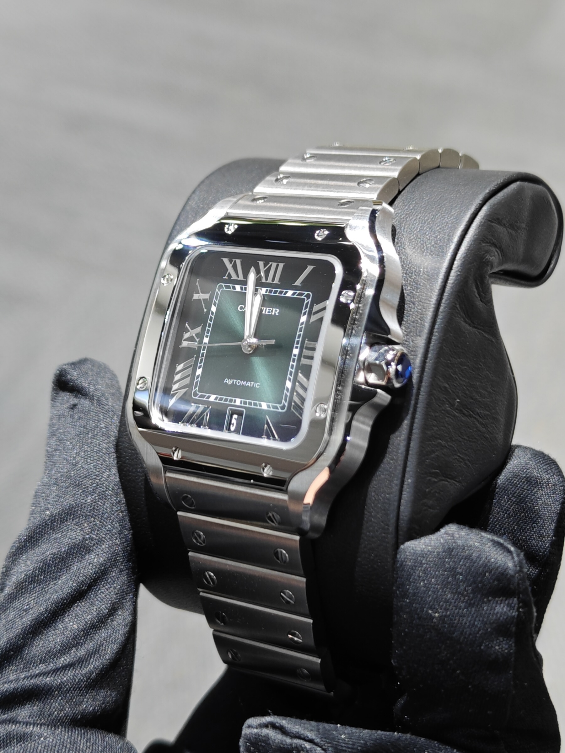 BRAND NEW CARTIER WSSA0062 GREEN DIAL SANTOS-DE 40 MM LARGE MODEL AUTOMATIC MOVEMENT STEEL INTERCHANGEABLE METAL AND LEATHER BRACELETS
