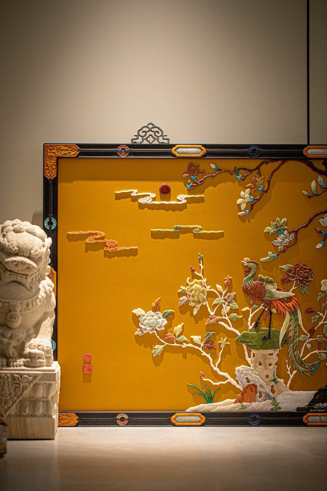 Hundred Treasures Hanging Screen "Peony and Phoenix Picture"