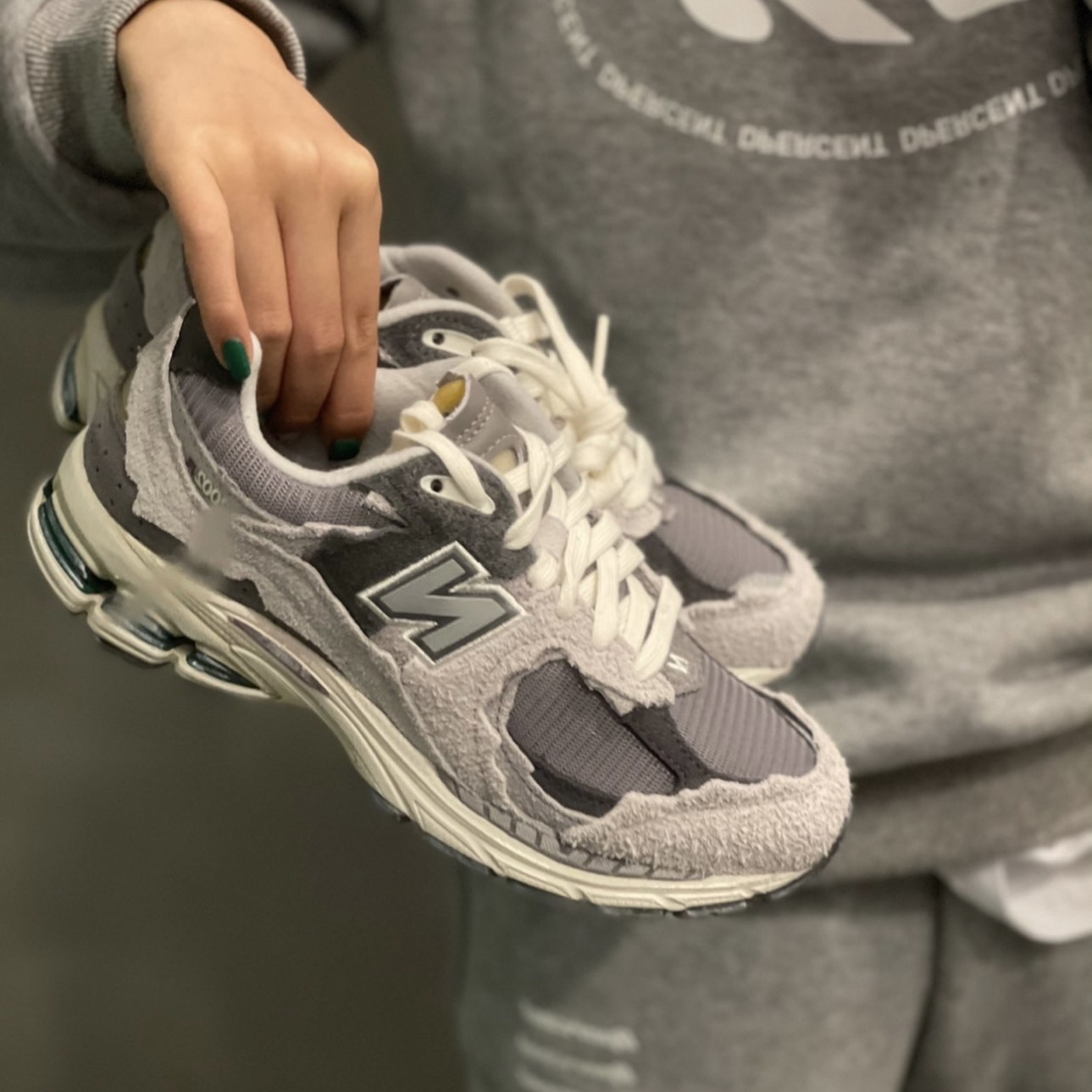 NEW BALANCE 2002R 雲雨灰 復古運動鞋 中性鞋款 M2002RDA