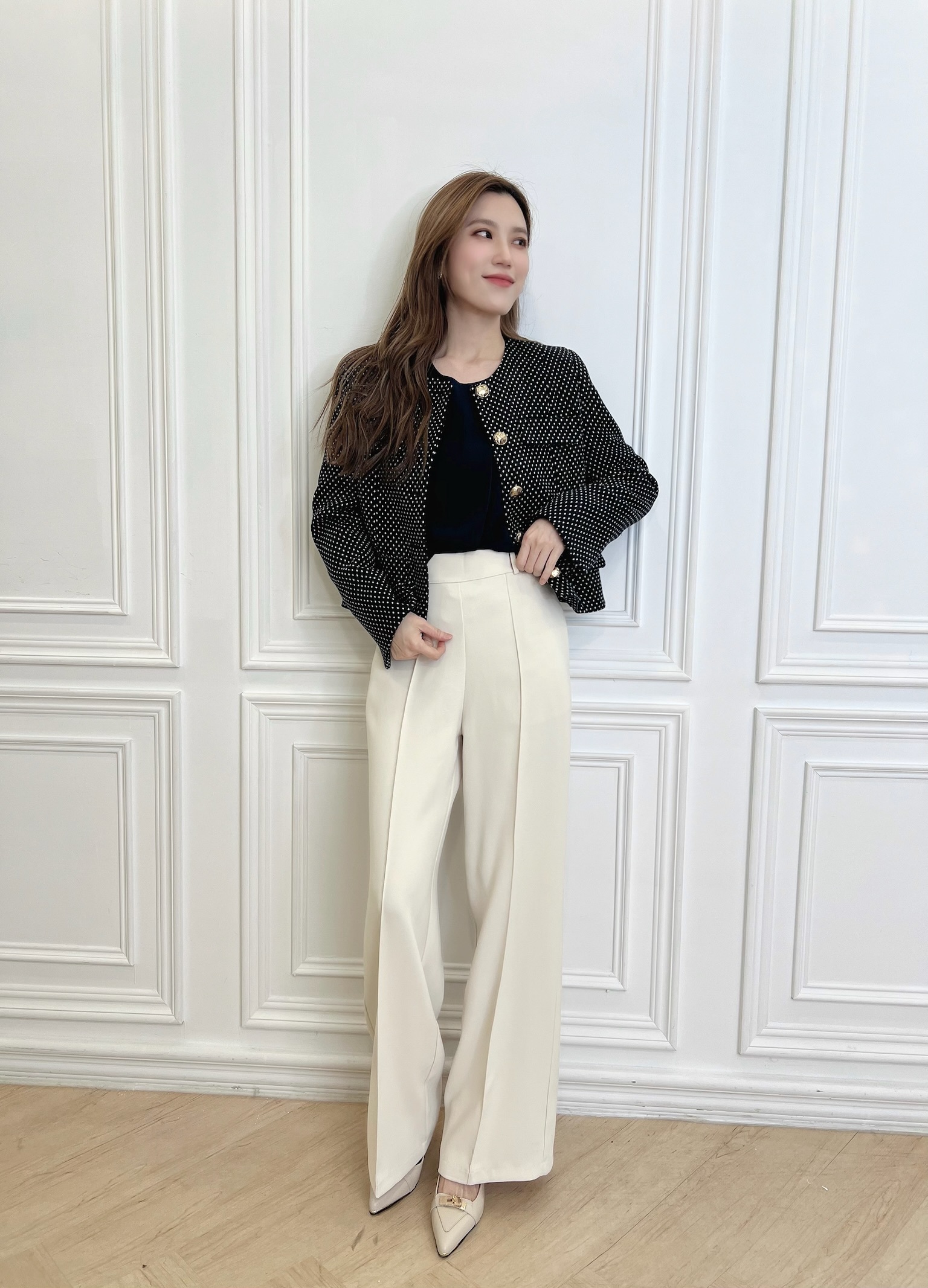 刺繡點點金釦廂型外套