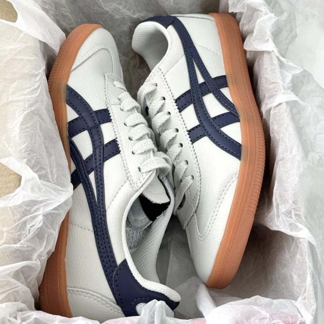 <百搭首選!!!>Onitsuka Tiger Tokuten 鬼塚虎 復古 皮革 休閒 灰米藍