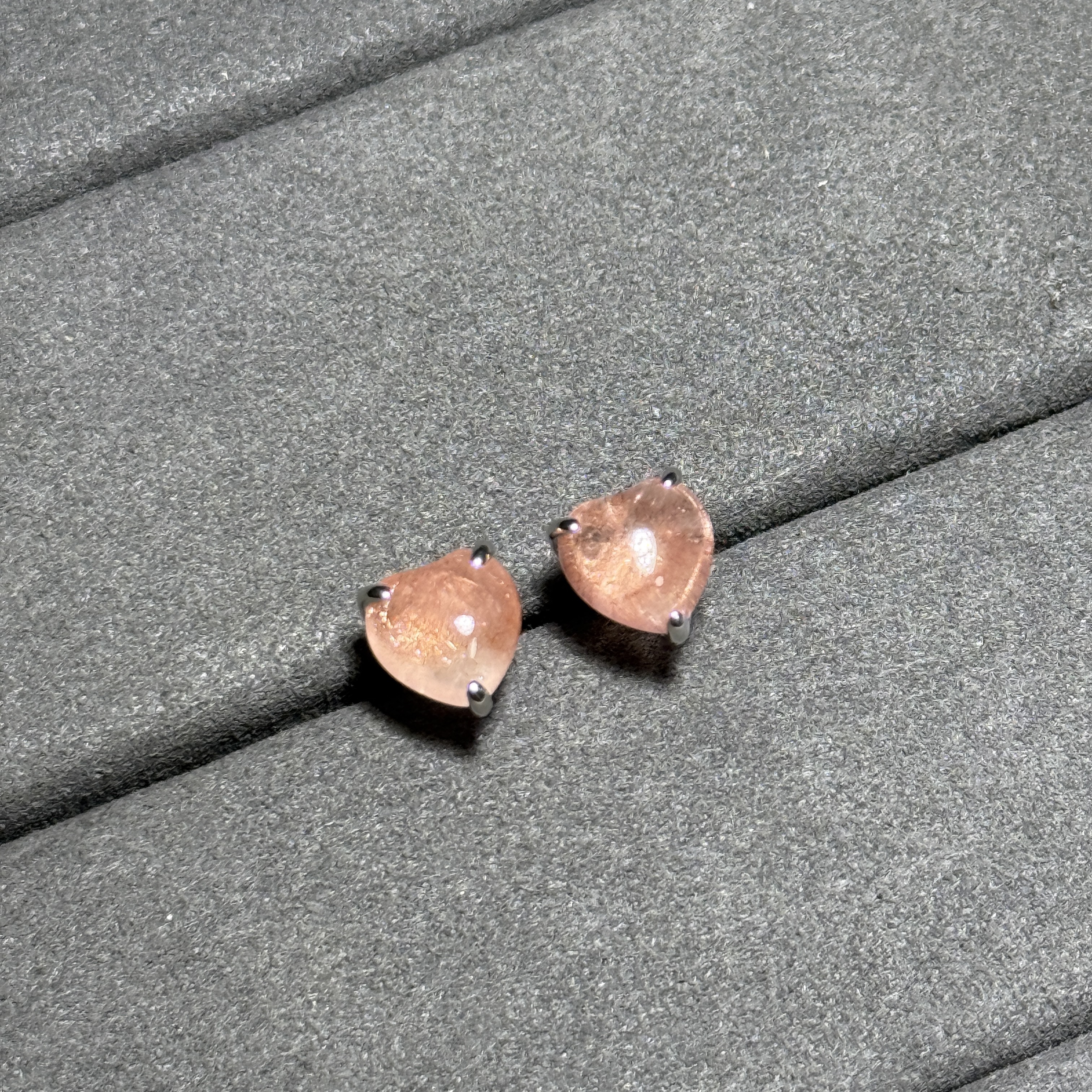 俄羅斯士多啤梨晶耳環 CA1516