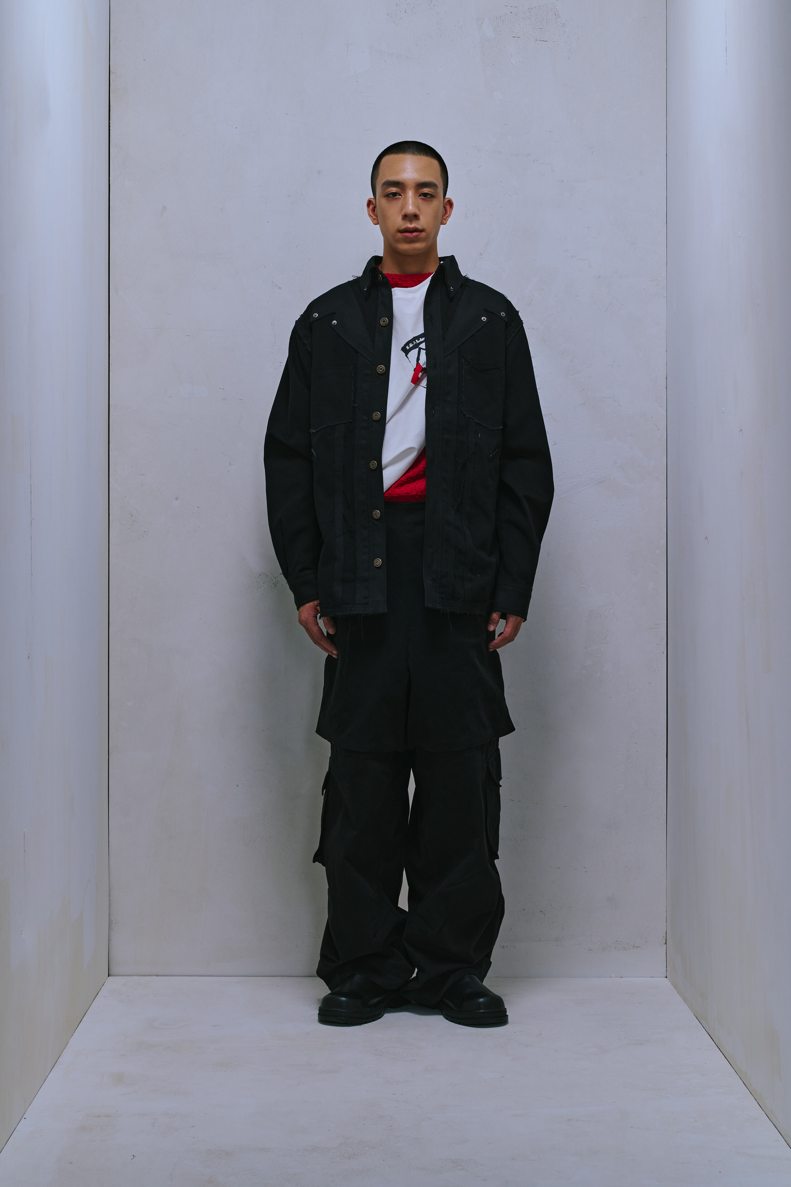 PATCHED “RAW-CUT” SHIRT JACKET