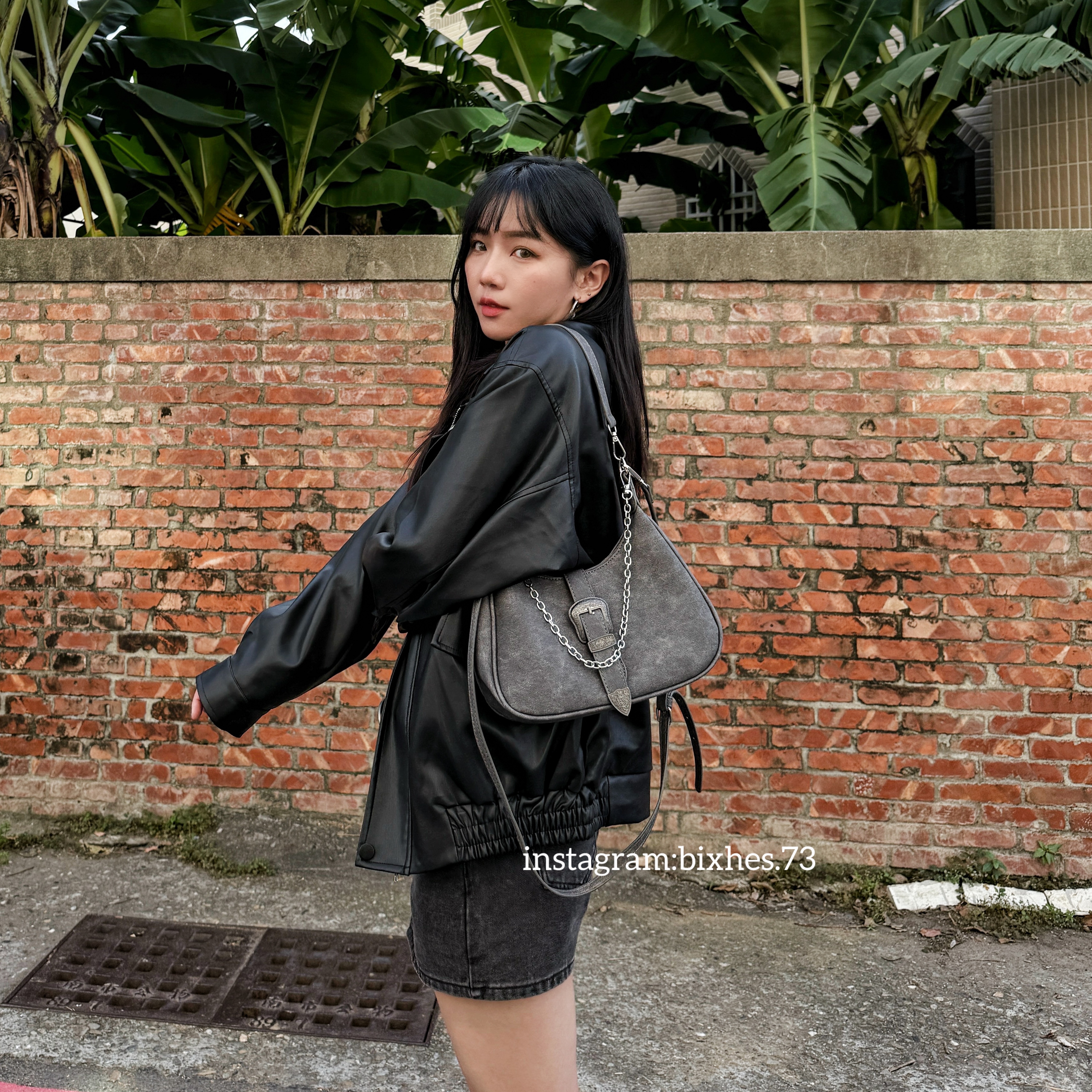 歐美鏈條水洗月牙包(M00039)