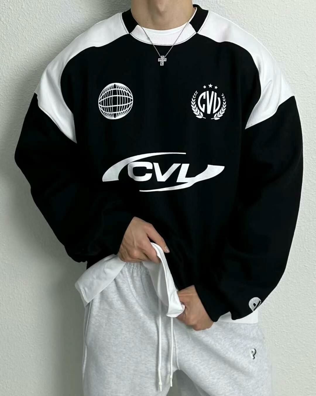 OverSize拼色英文字衛衣 Covill-030T