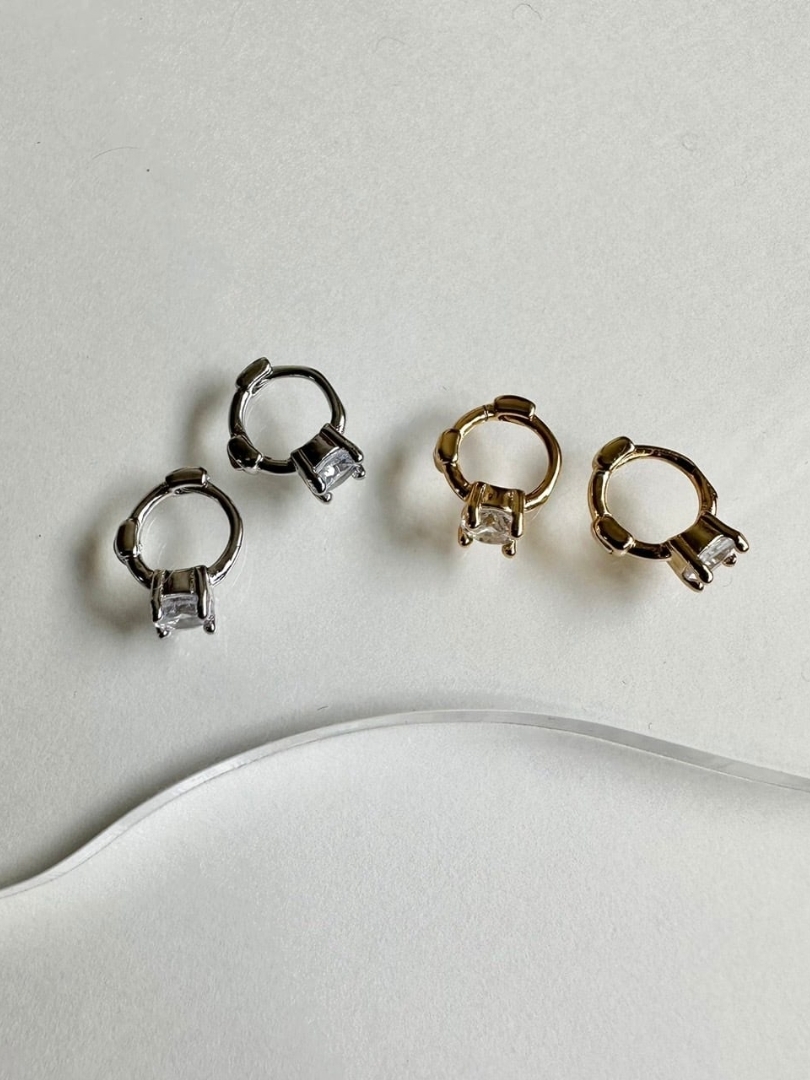 S925 little stone hoop pierce