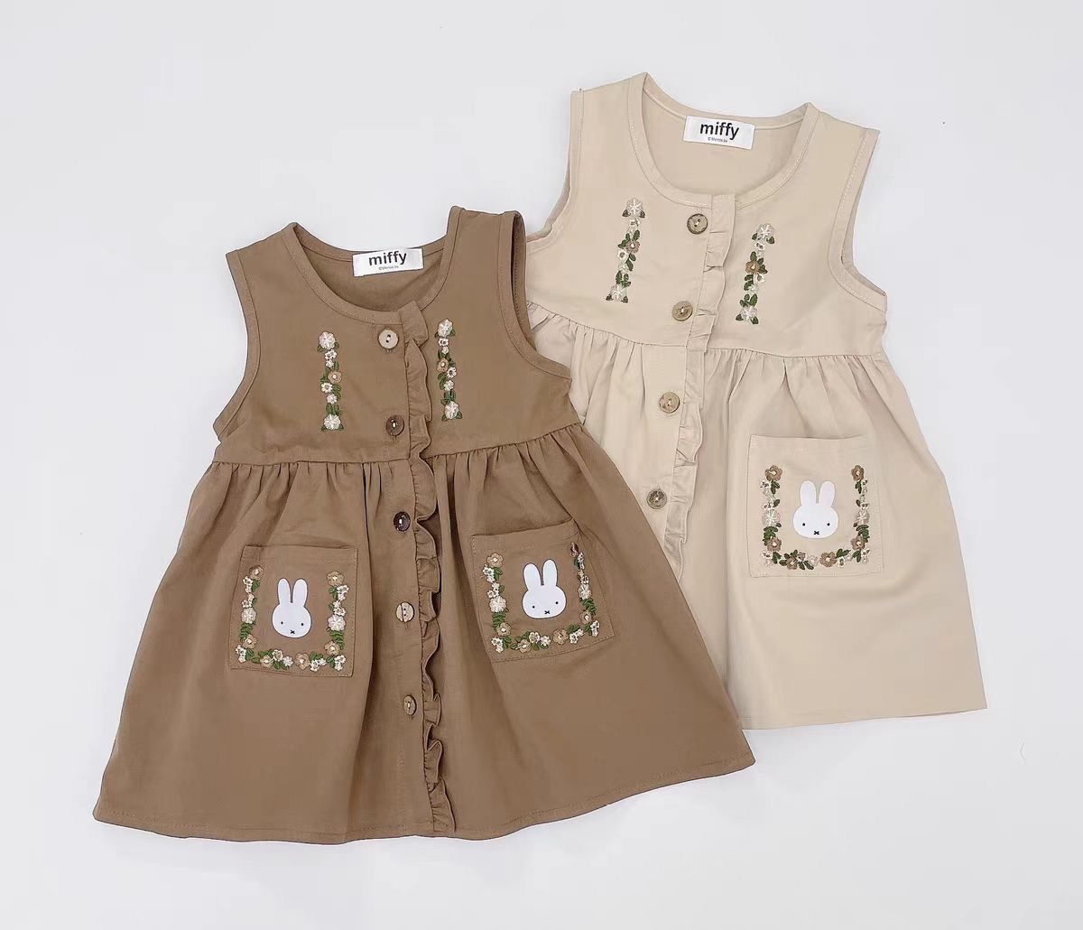 🐰𝐌𝐢𝐟𝐟𝐲 文青風刺繡花背帶裙