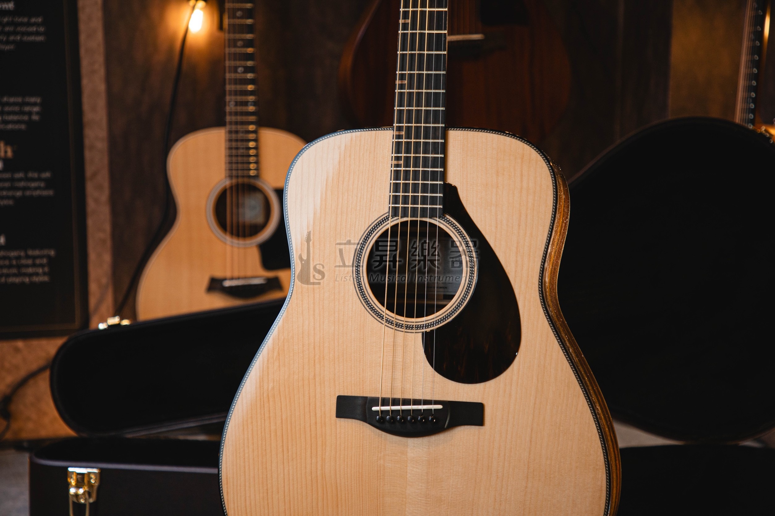 【超高階手工精品】YAMAHA FG9 R 阿迪朗達克雲杉面板 印度玫瑰木側背板 D桶 全單手工木吉他 日廠 附棕色皮革琴盒 現貨供應 第 4 張圖片｜三峽吉他 / Bass