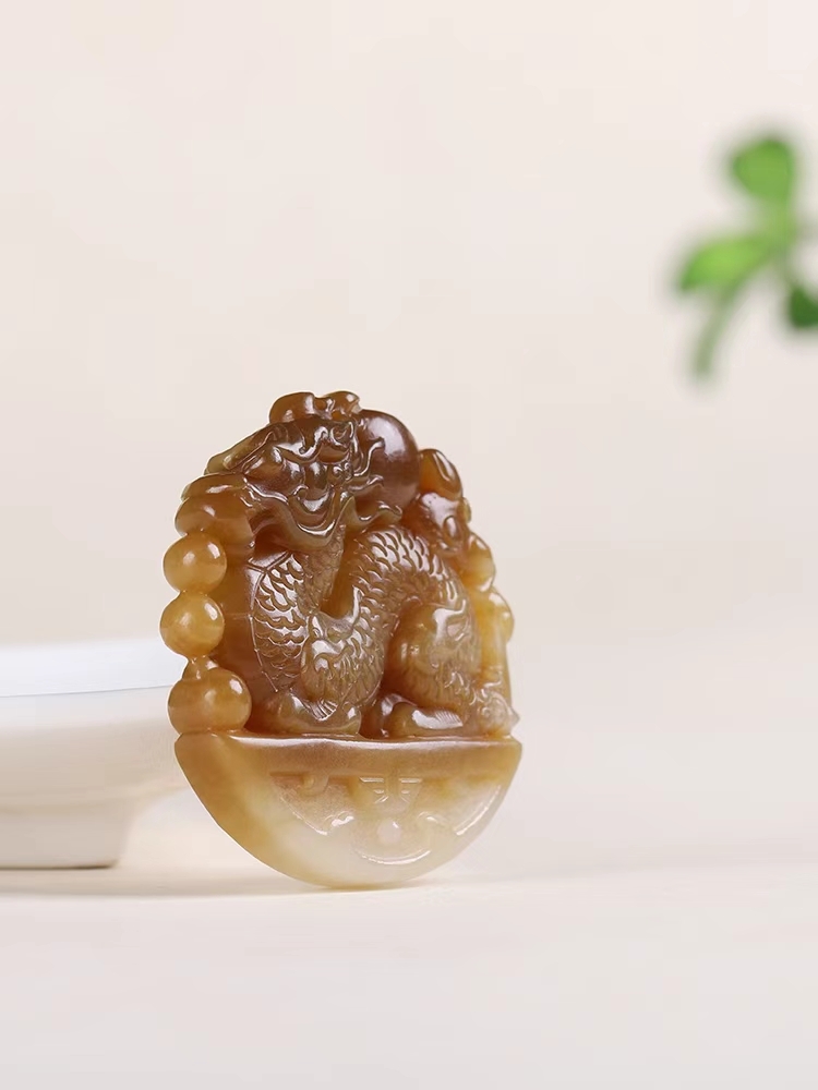 1030134 和田玉糖白玉生肖龍掛件吊墜