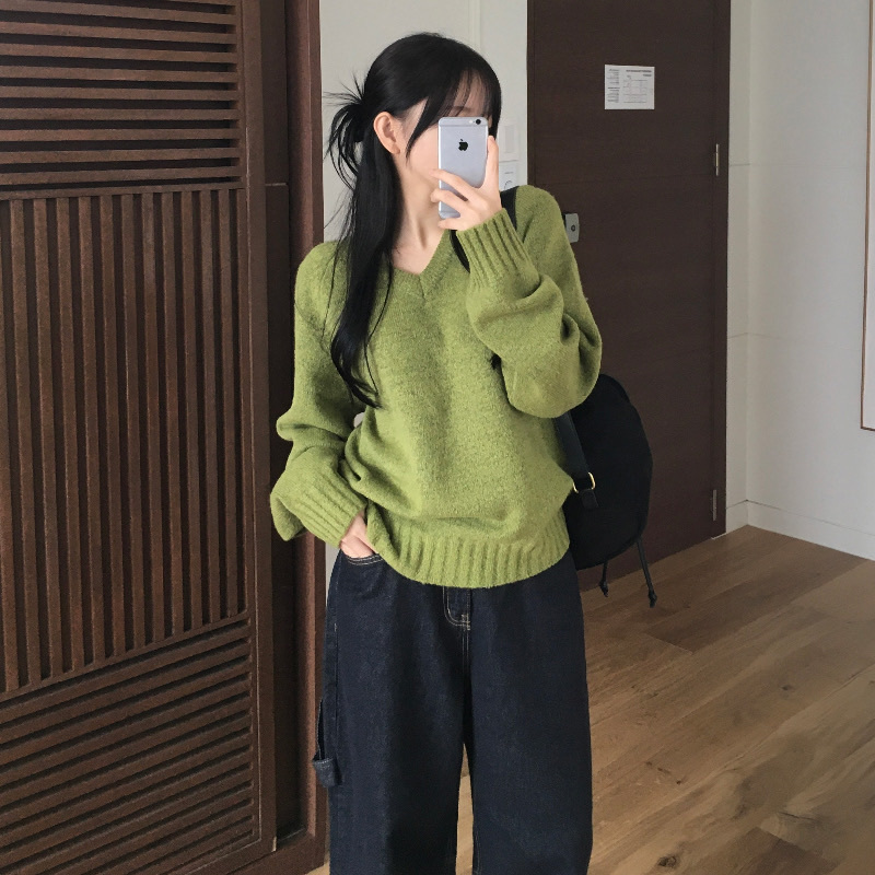 【優惠現貨】韓國9色V領基礎款冷衫（9色）