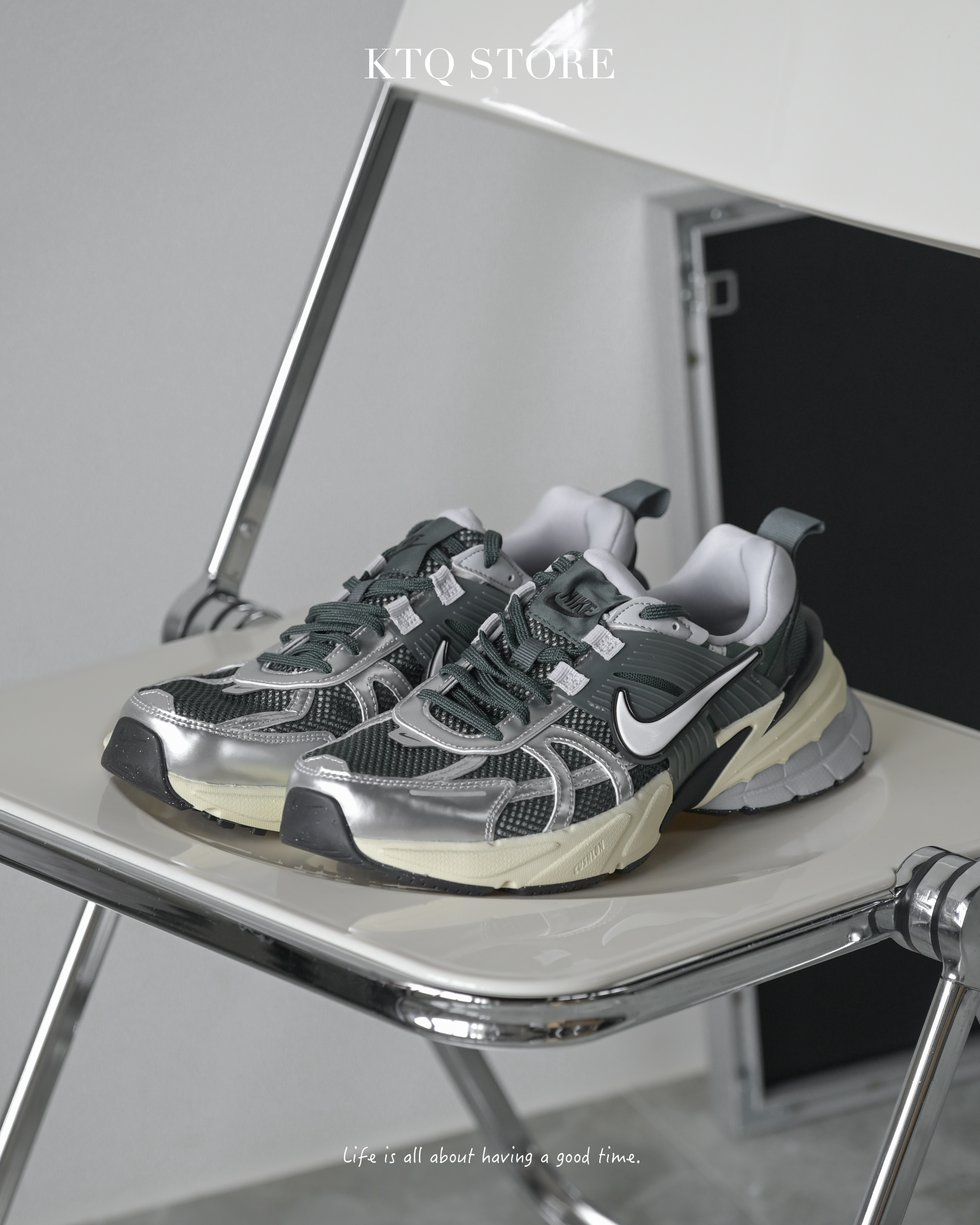 KTQ STORE ‧  Nike V2K Run "Vintage Green" 復古綠 HJ4497-300