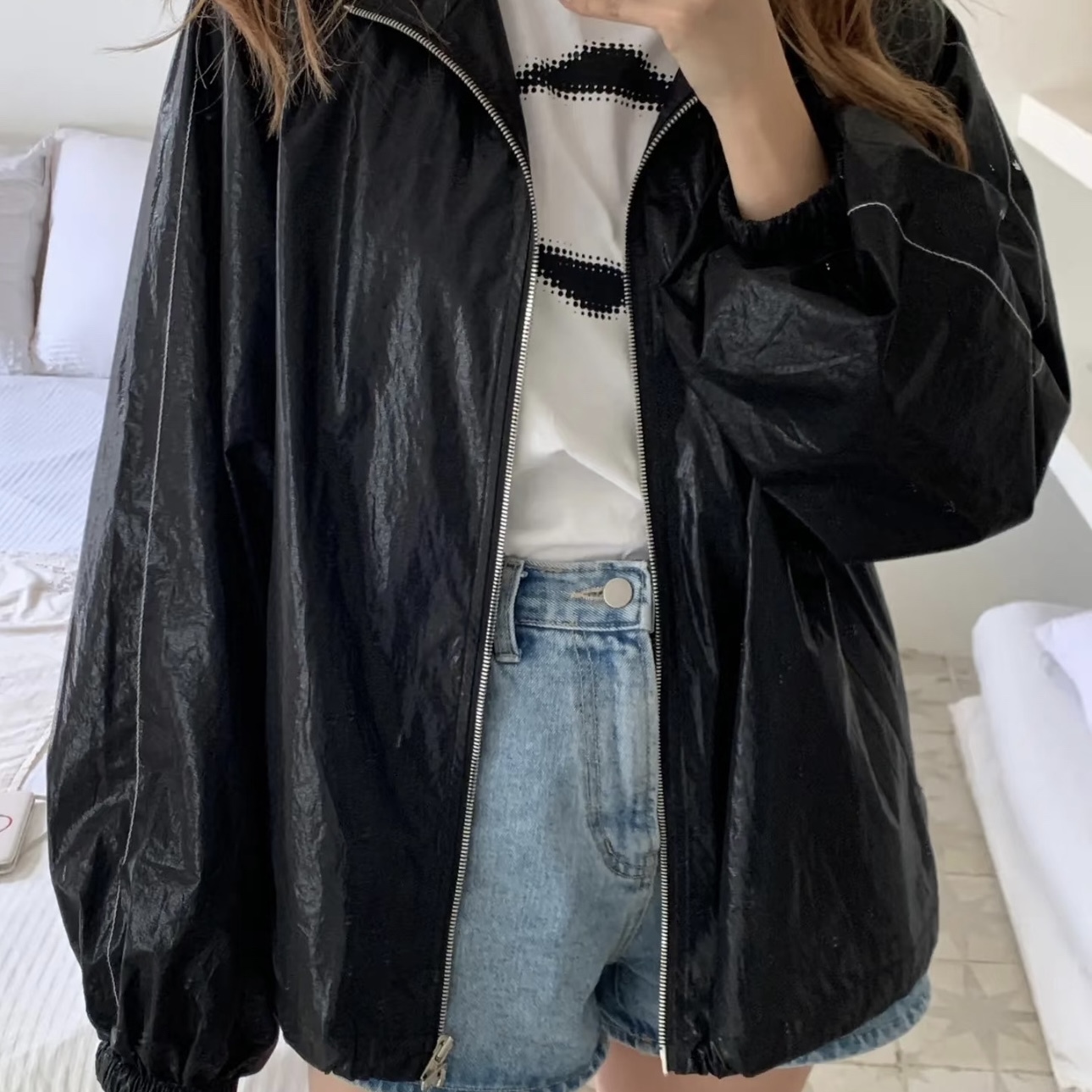 MATIN KIM LOGO COATING JUMPER 亮面教練外套 黑色/預購