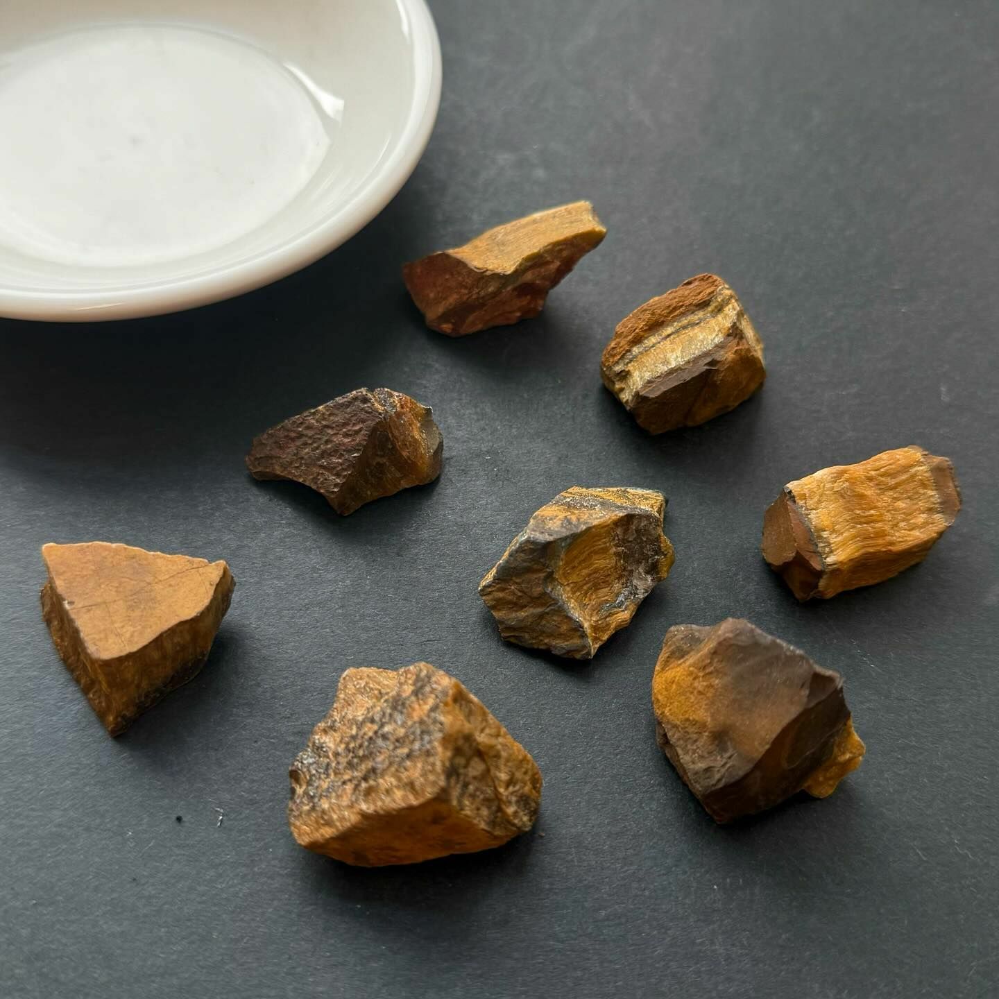 [原石] 黃虎眼石 原礦