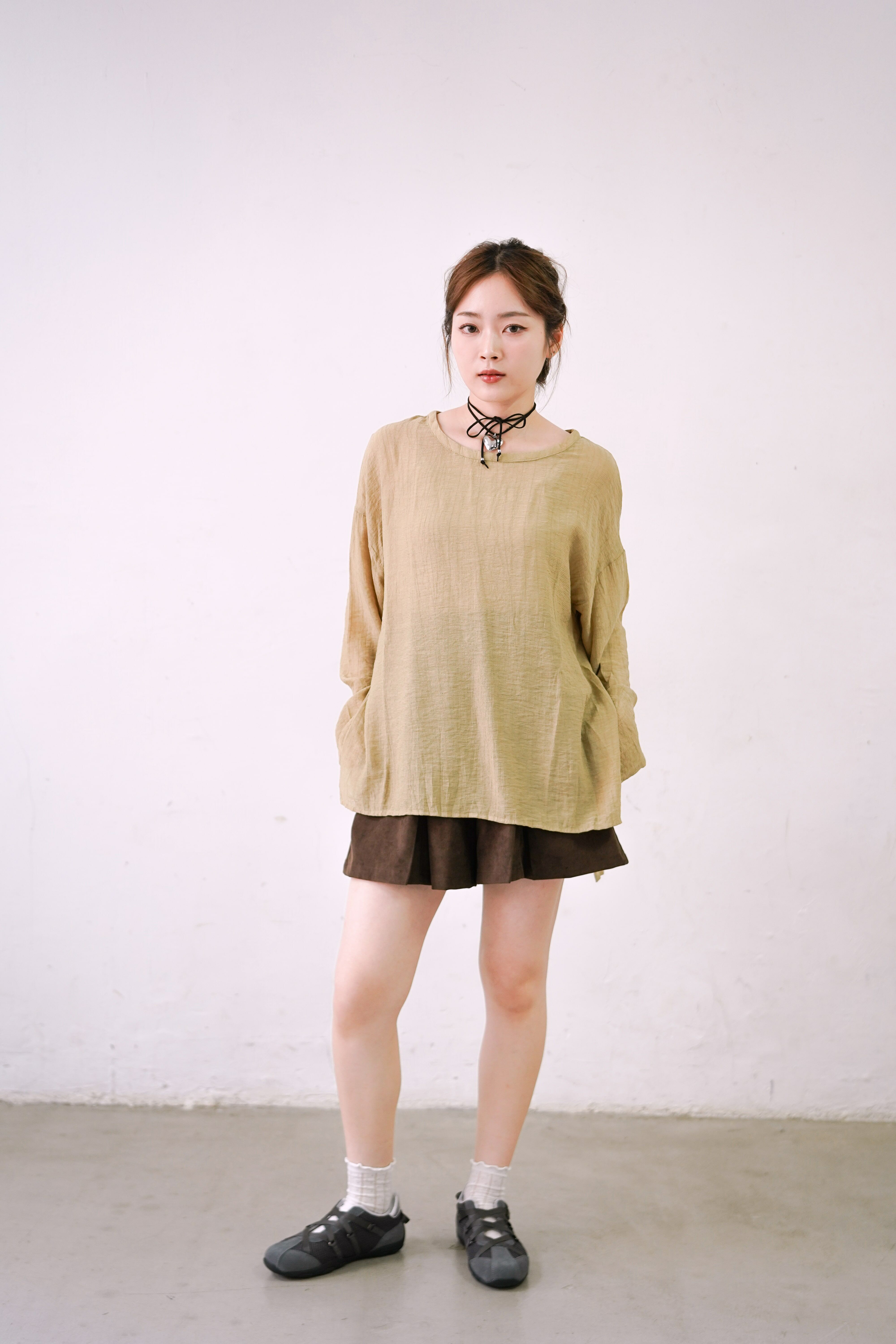 肌理感摺皺寬鬆上衣 - 10006