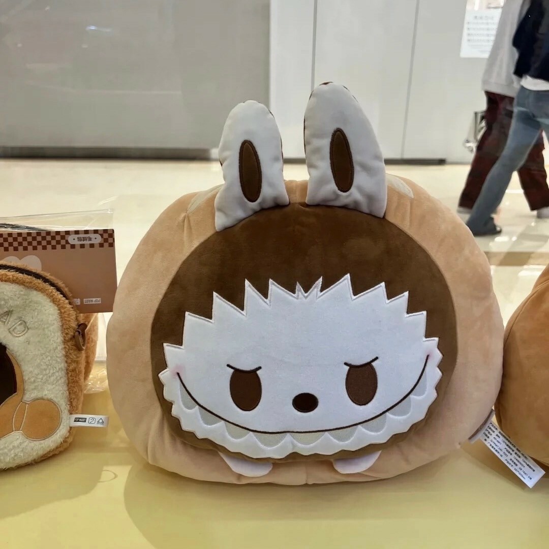 POP MART 泡泡瑪特 泡泡萌粒烤麵包系列 拉布布 Labubu 造型 抱枕 靠墊 -泡泡瑪特城市樂園