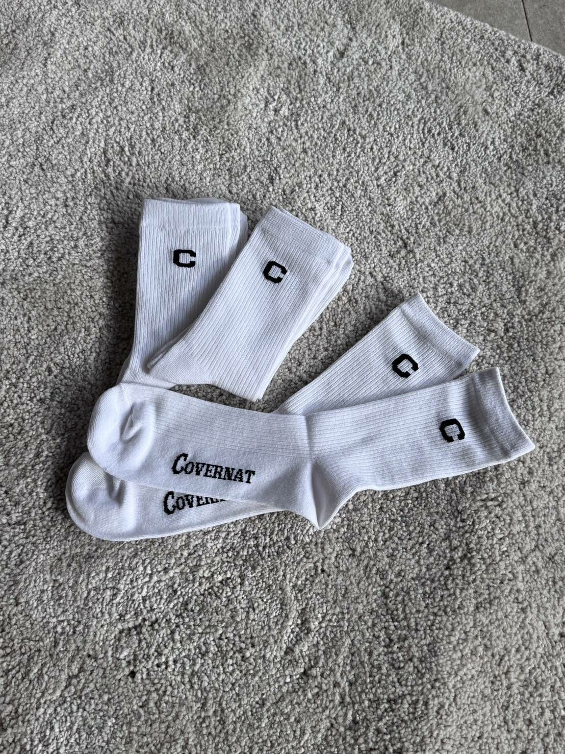 【現貨】COVENAT 復古小腿襪 白襪