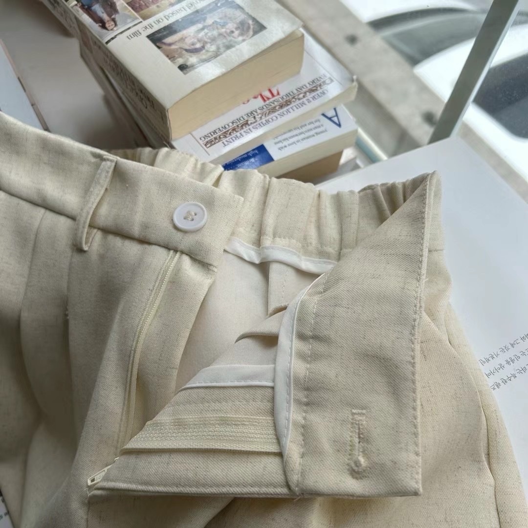 🇰🇷 前打摺設計短褲-灰綠