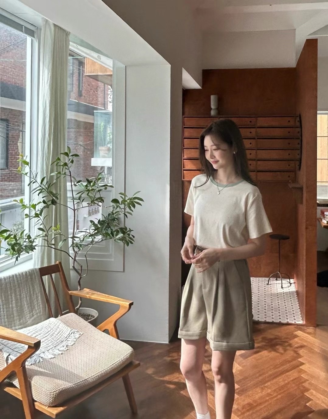 🇰🇷 前打摺設計短褲-灰綠