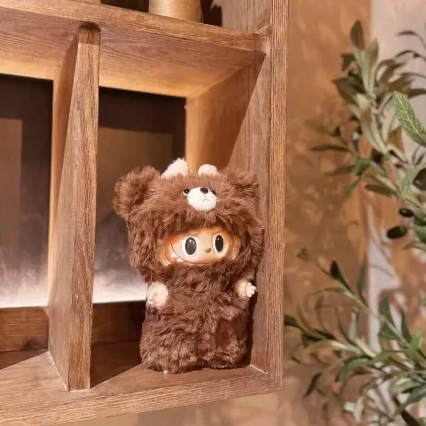 拉布布 LABUBU 心動馬卡龍 吊飾專用服裝 熊熊皮草裝 (無附吊飾)