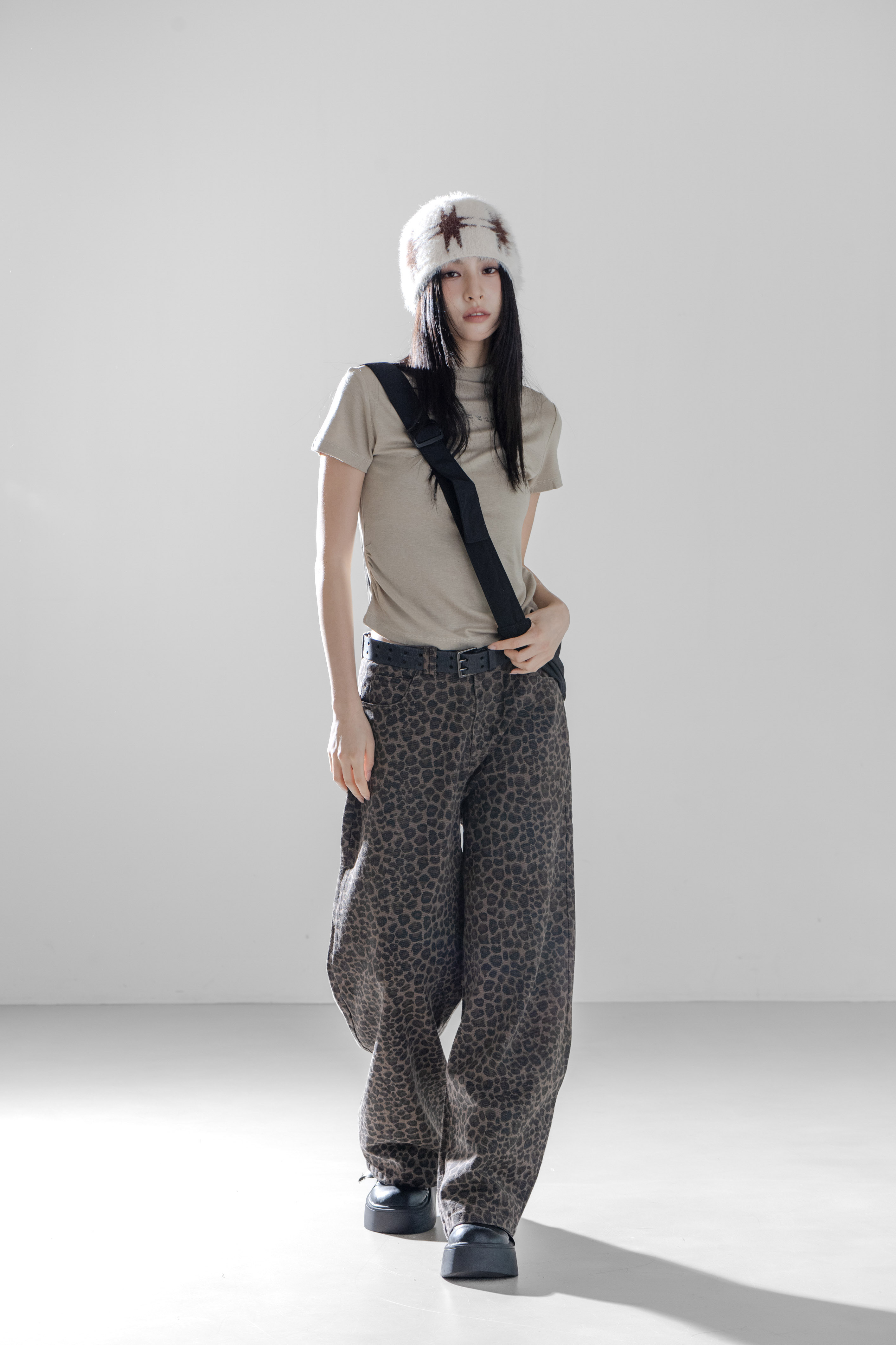 【現貨】Good value 原宿風 豹紋 寬鬆 落地 牛仔褲