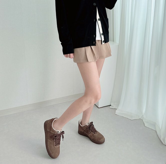 【OWN】NIKE AIR FORCE 1 摩卡棕 奶油 棕色 女款 空軍一號 麂皮 美拉德配色 國外限定 FQ8901-259