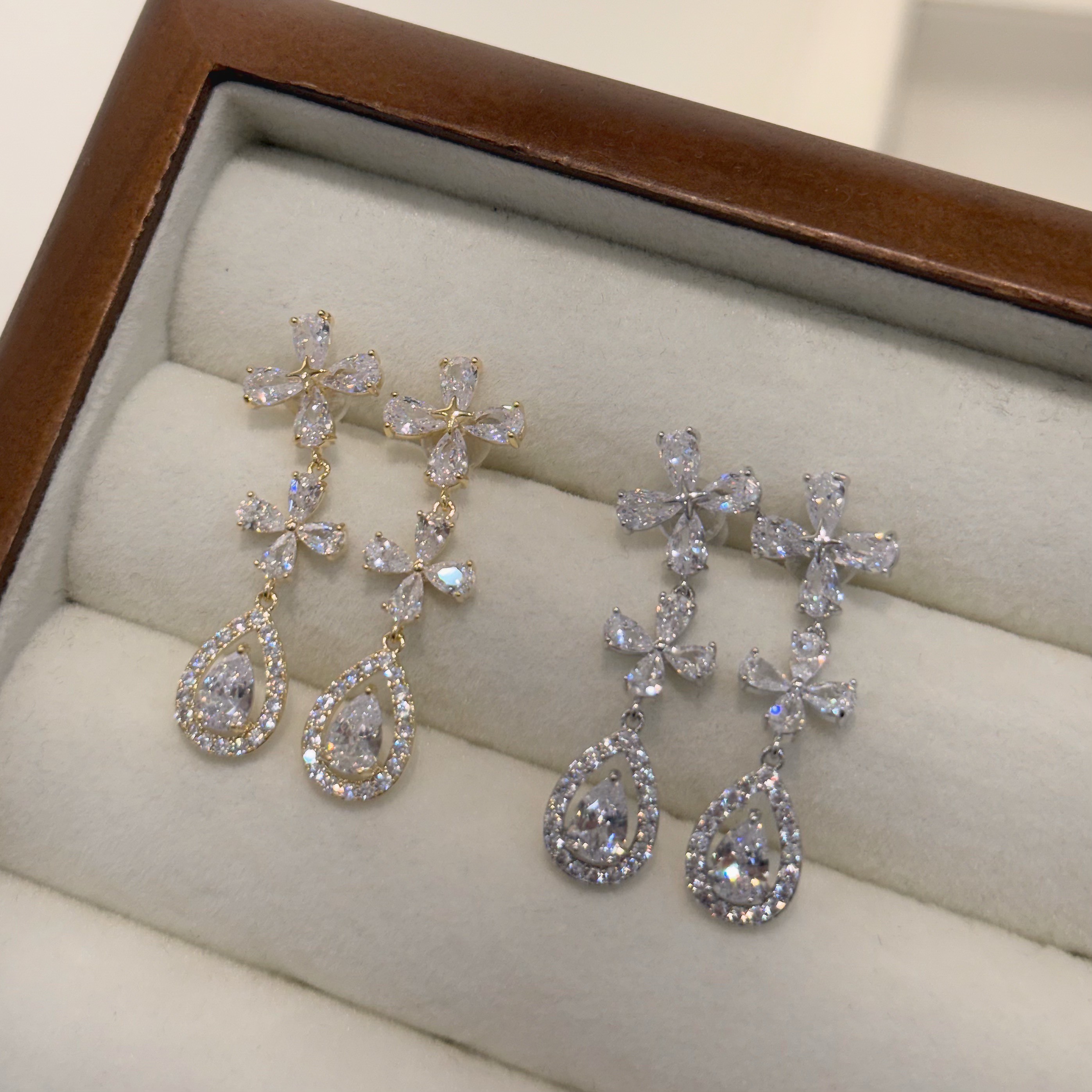 滿鑽花朵水滴垂吊