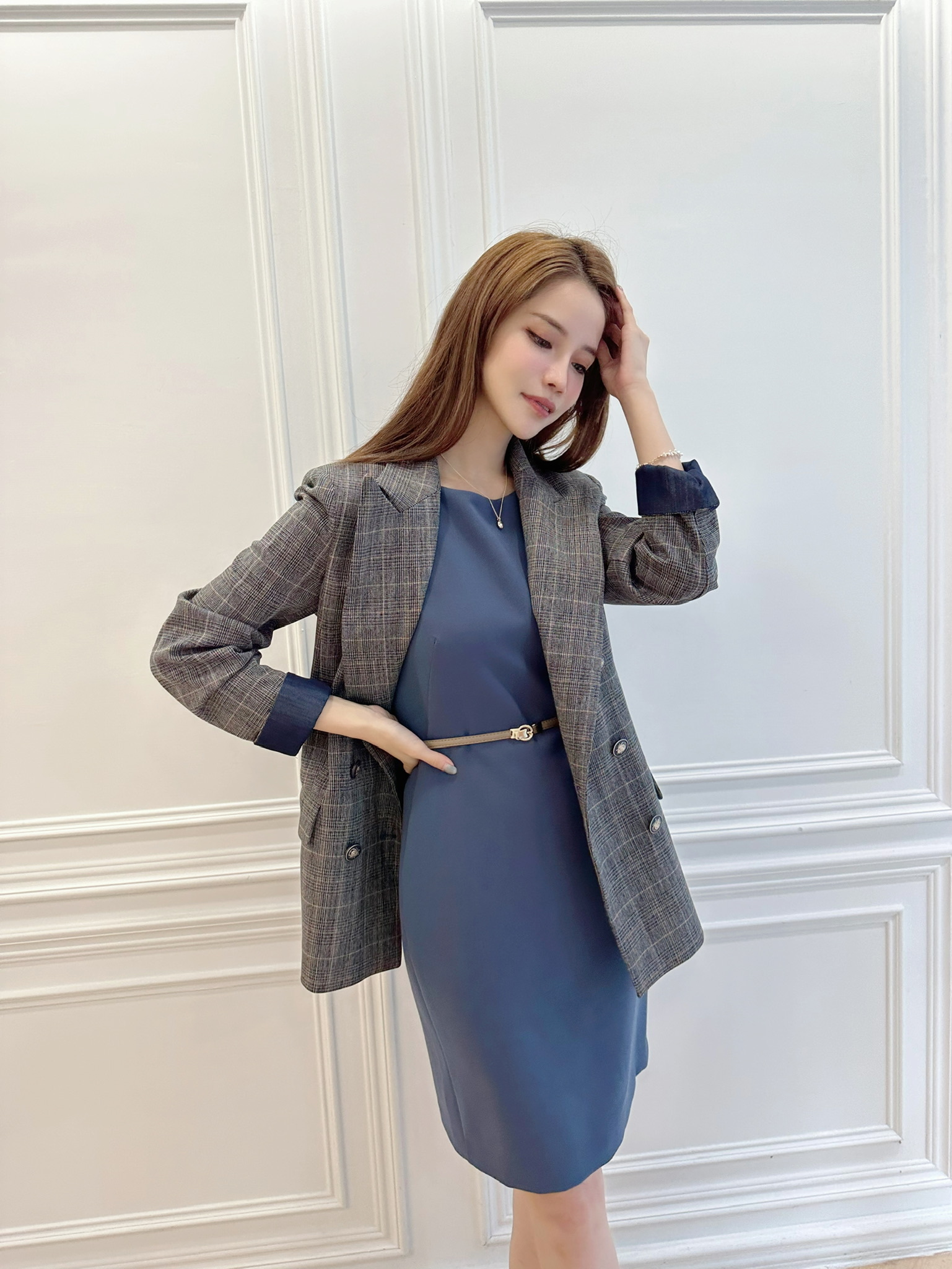 圓金釦真皮腰帶(裸)