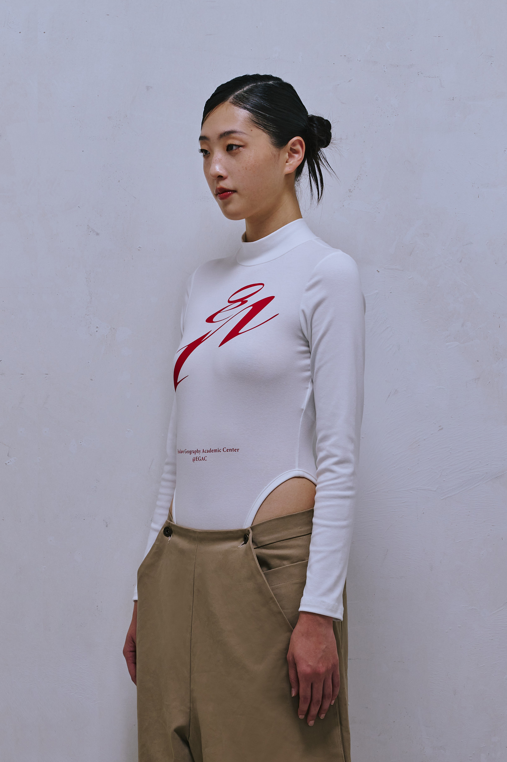 POSTER PRINT LONG-SLEEVE BODYSUIT