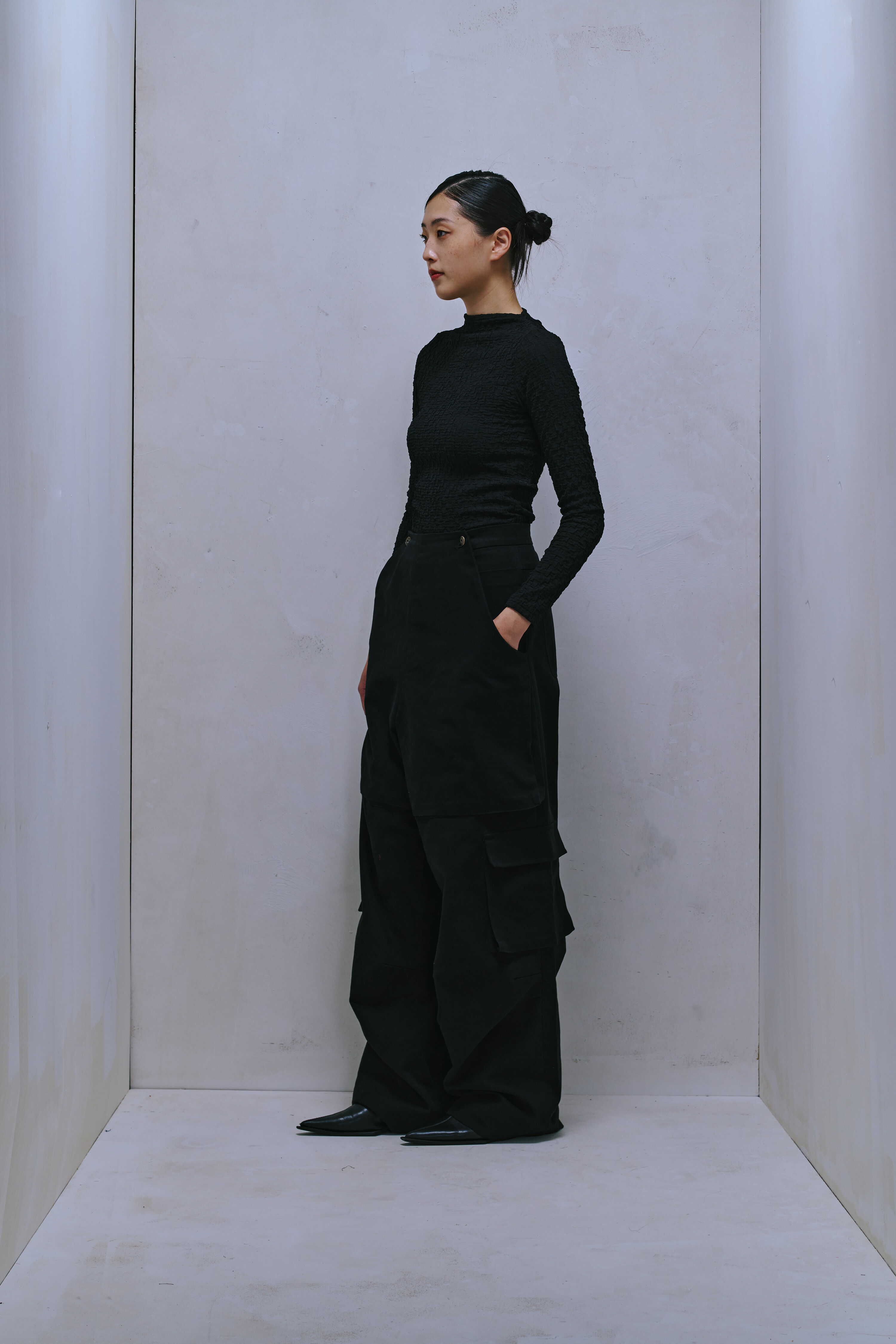 TEXTURE LONG-SLEEVE TURTLENECK TOP