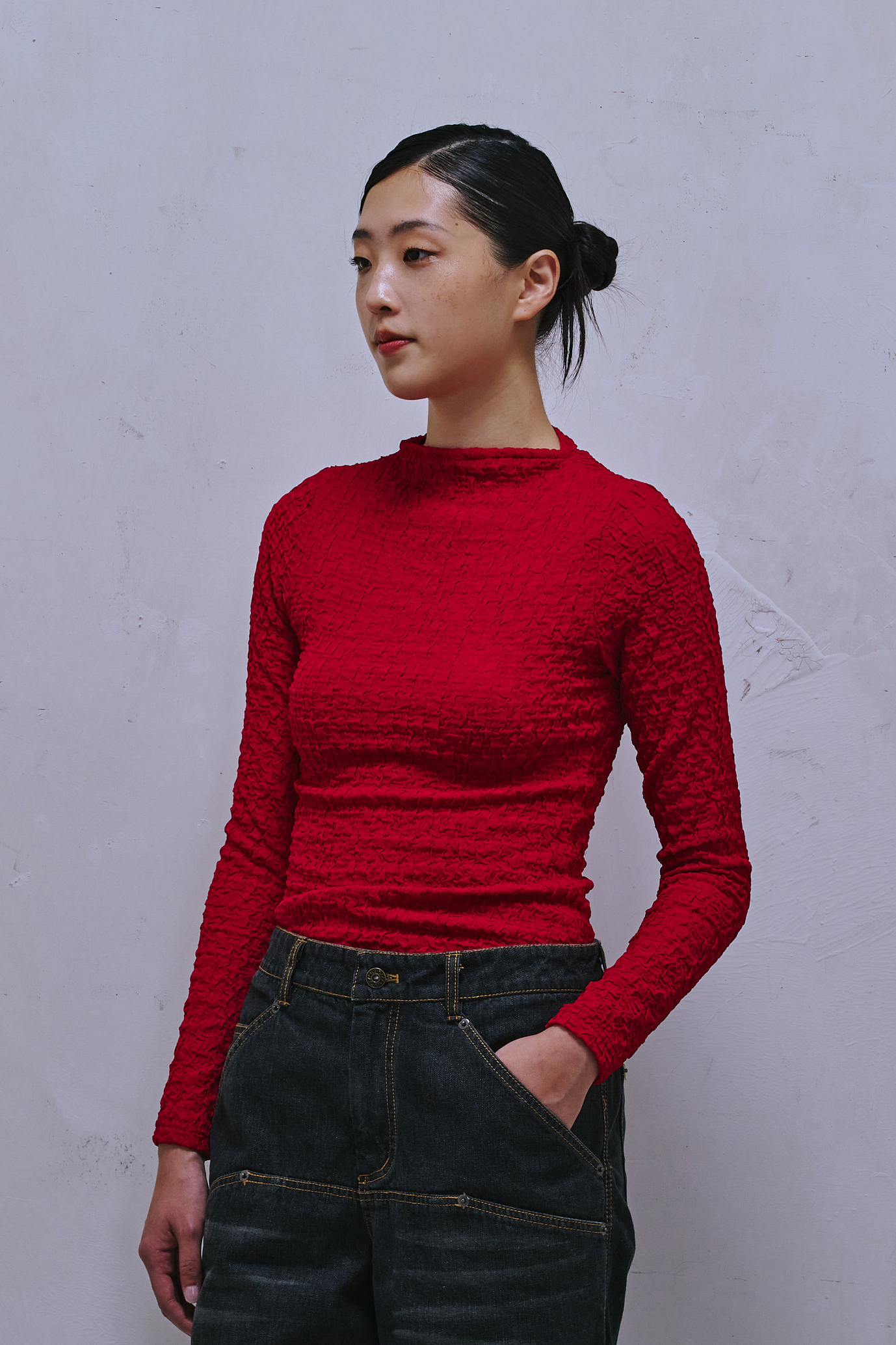 TEXTURE LONG-SLEEVE TURTLENECK TOP