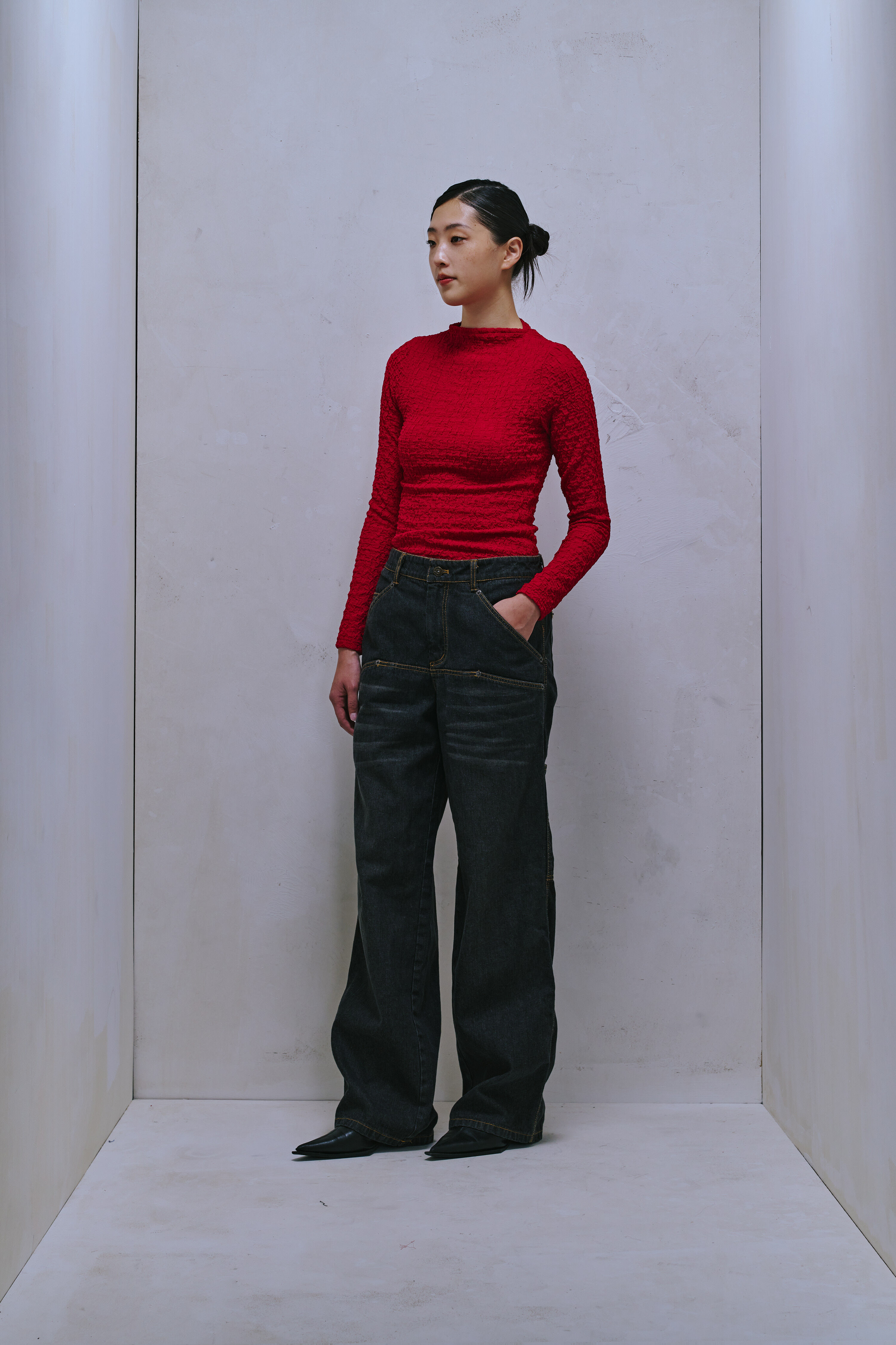TEXTURE LONG-SLEEVE TURTLENECK TOP