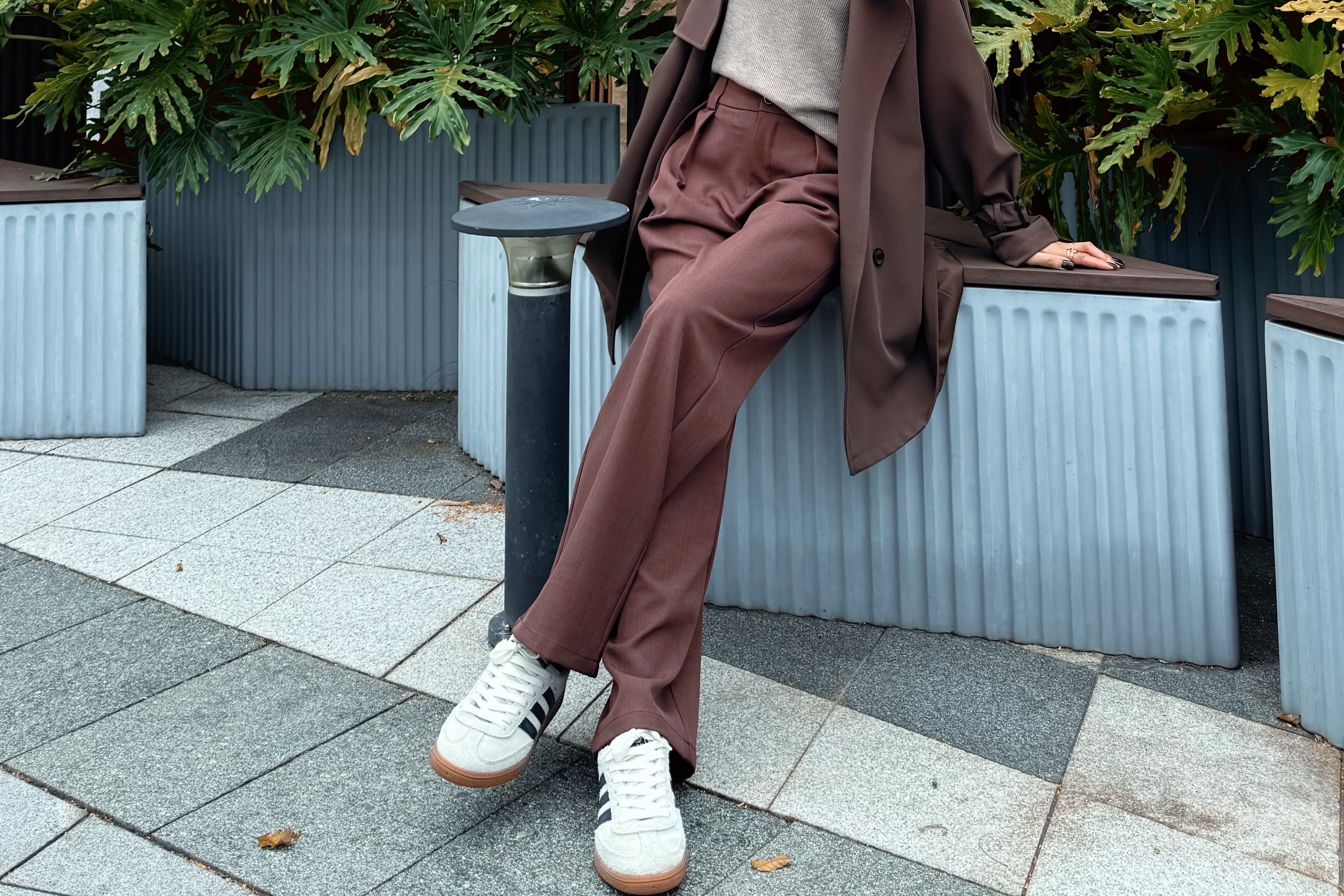 Tailored Pleated Straight Leg Pants_PT2311L15B