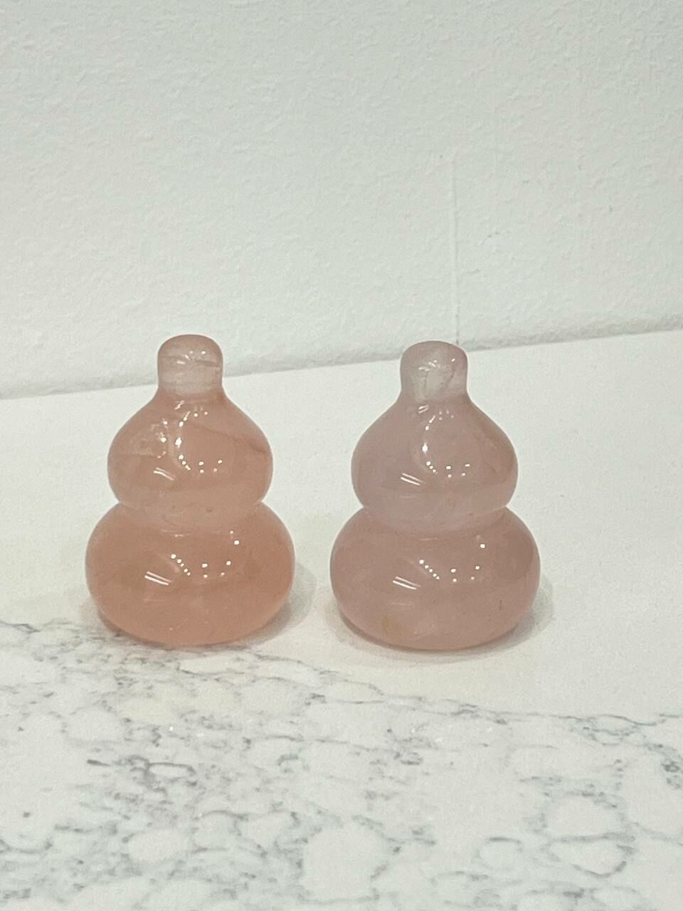 [S] GEMZ & CO QLHA ROSE QUARTZ HULU SET DISPLAY, V220 (V220)