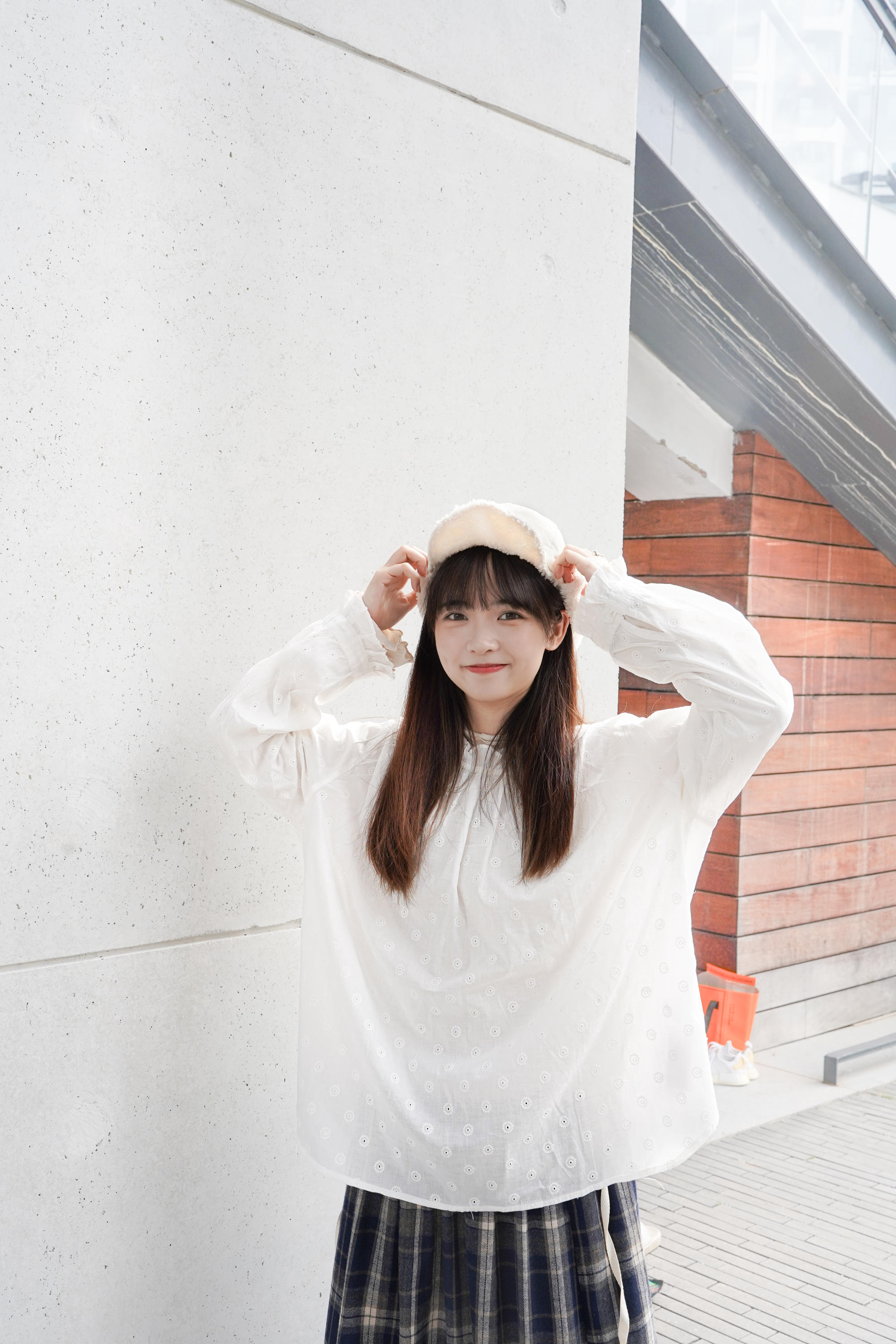 可愛感毛毛飛機帽 · 2色入