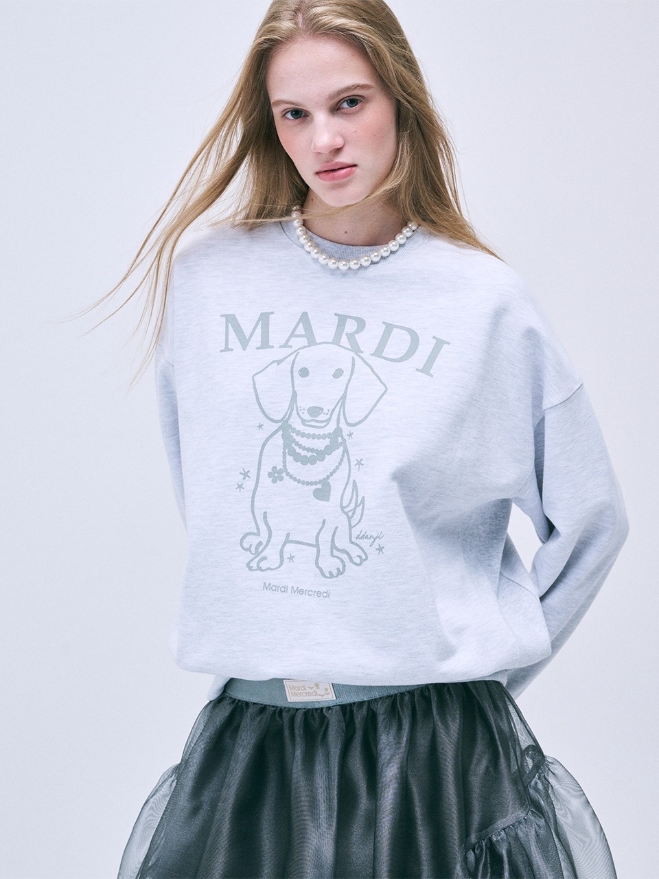 MARDI MERCREDI - SWEATSHIRT SWING THE TAIL DDANJI PEARL NECKLACE (HEATHER LIGHTGREY)