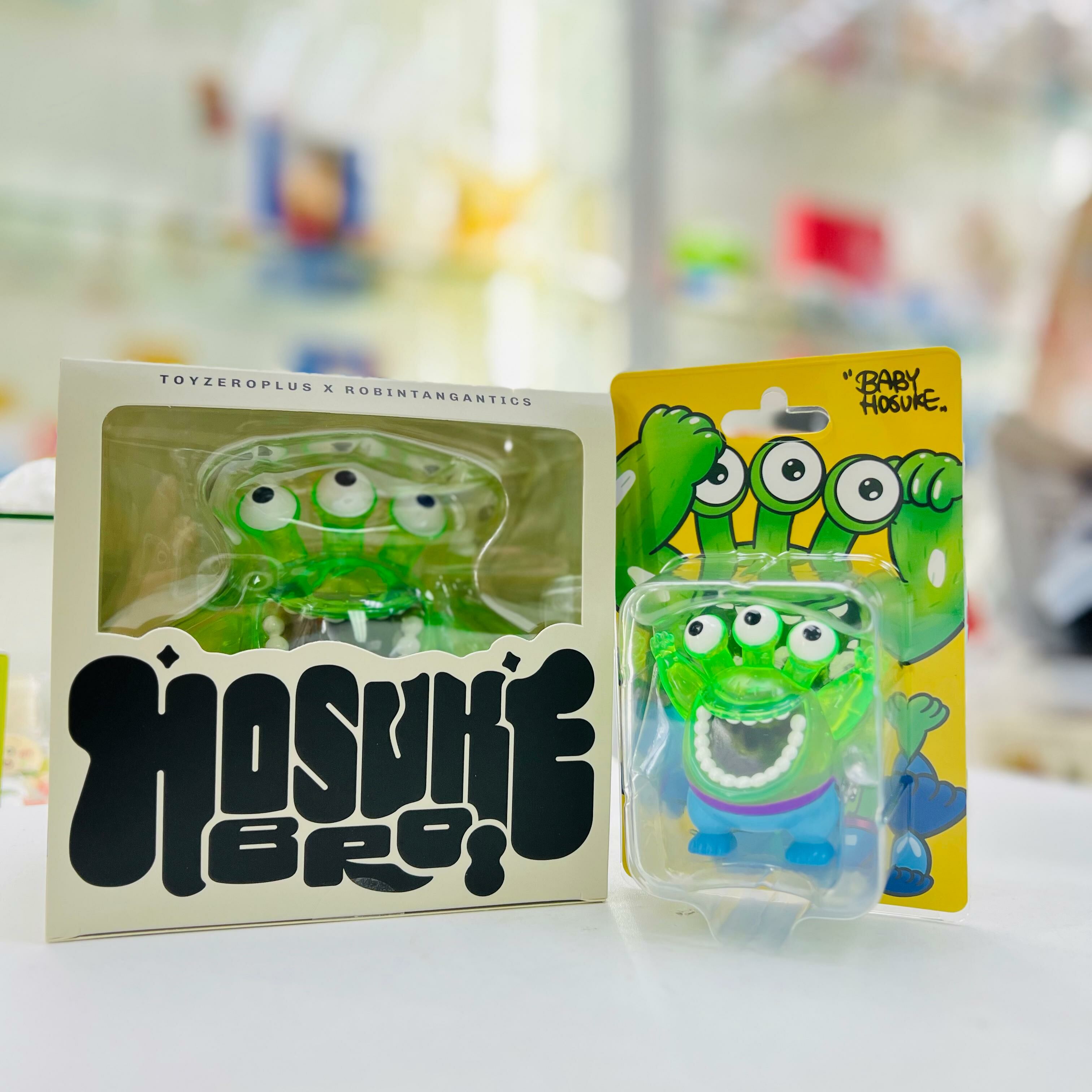 (Set Of 2)Fluorescent Green Hosuke Bro & Baby Hosuke Set