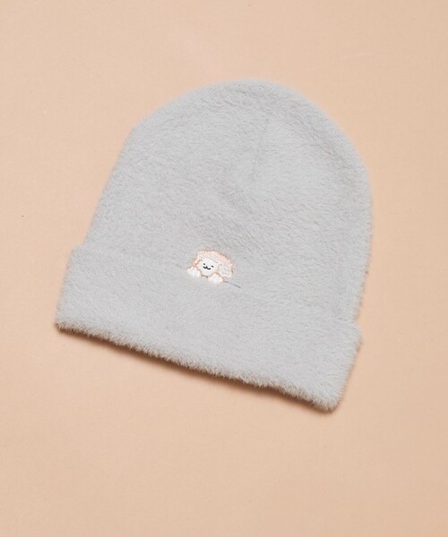 tombonia / shaggy beanie