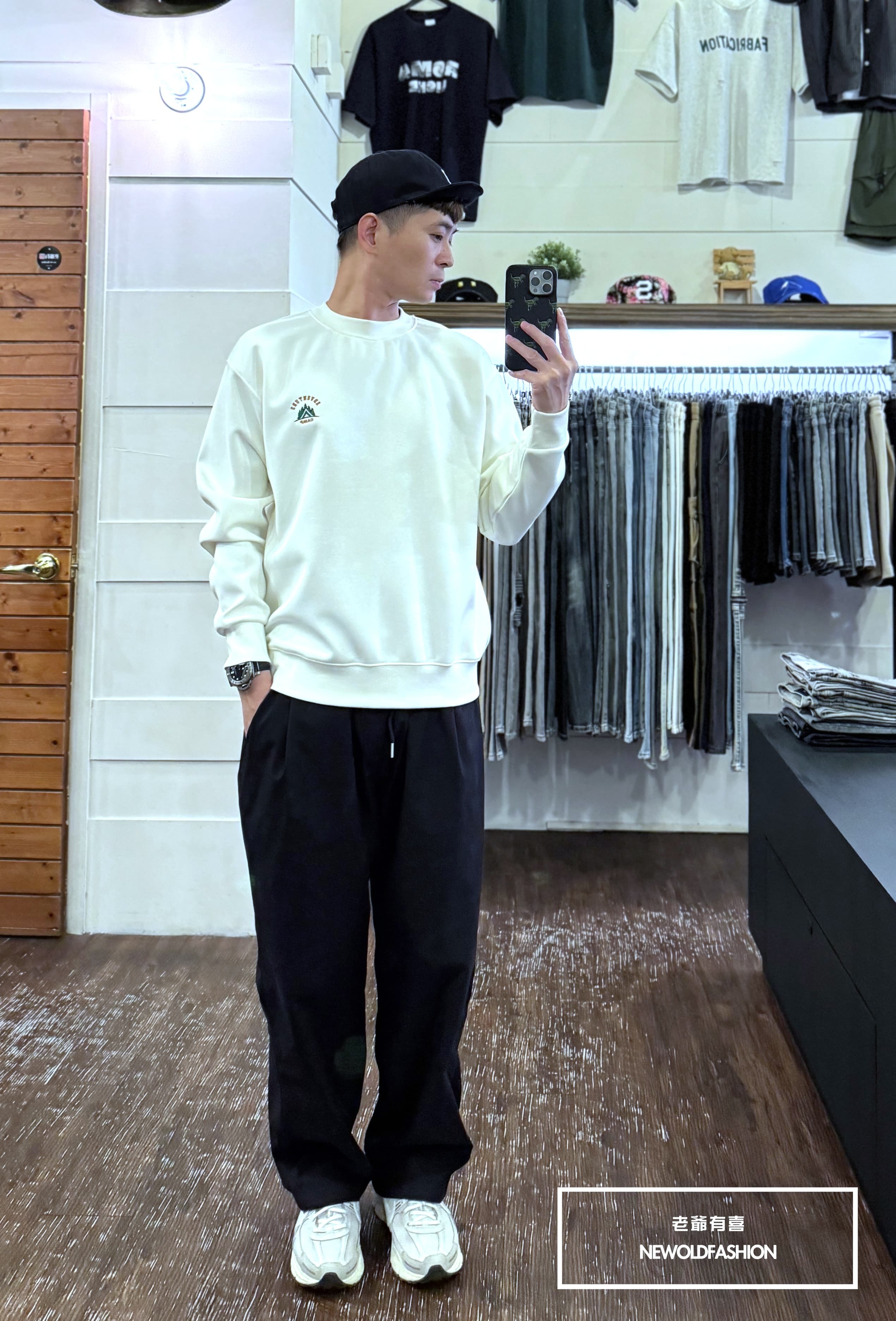 『新品上市』重磅Camp小山刺繡大學T-米(NOF2410G5027)