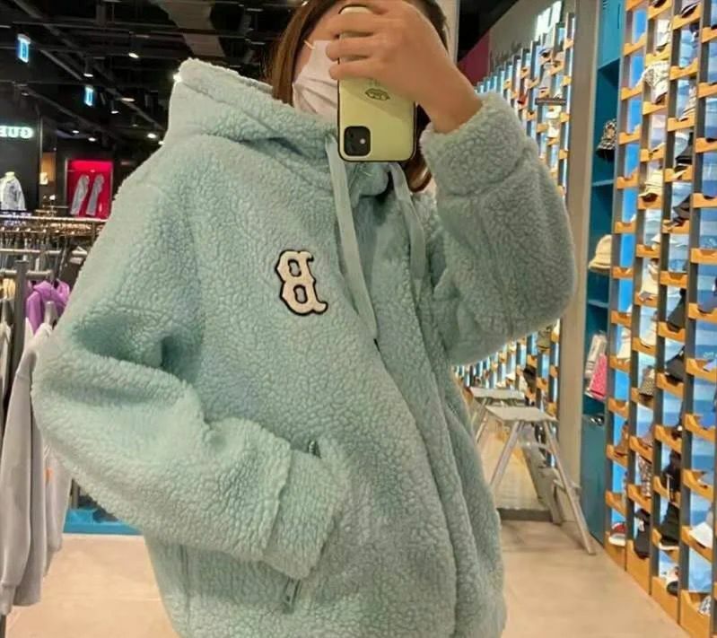 【現貨】KR111101 MLB 羊羔絨毛外套