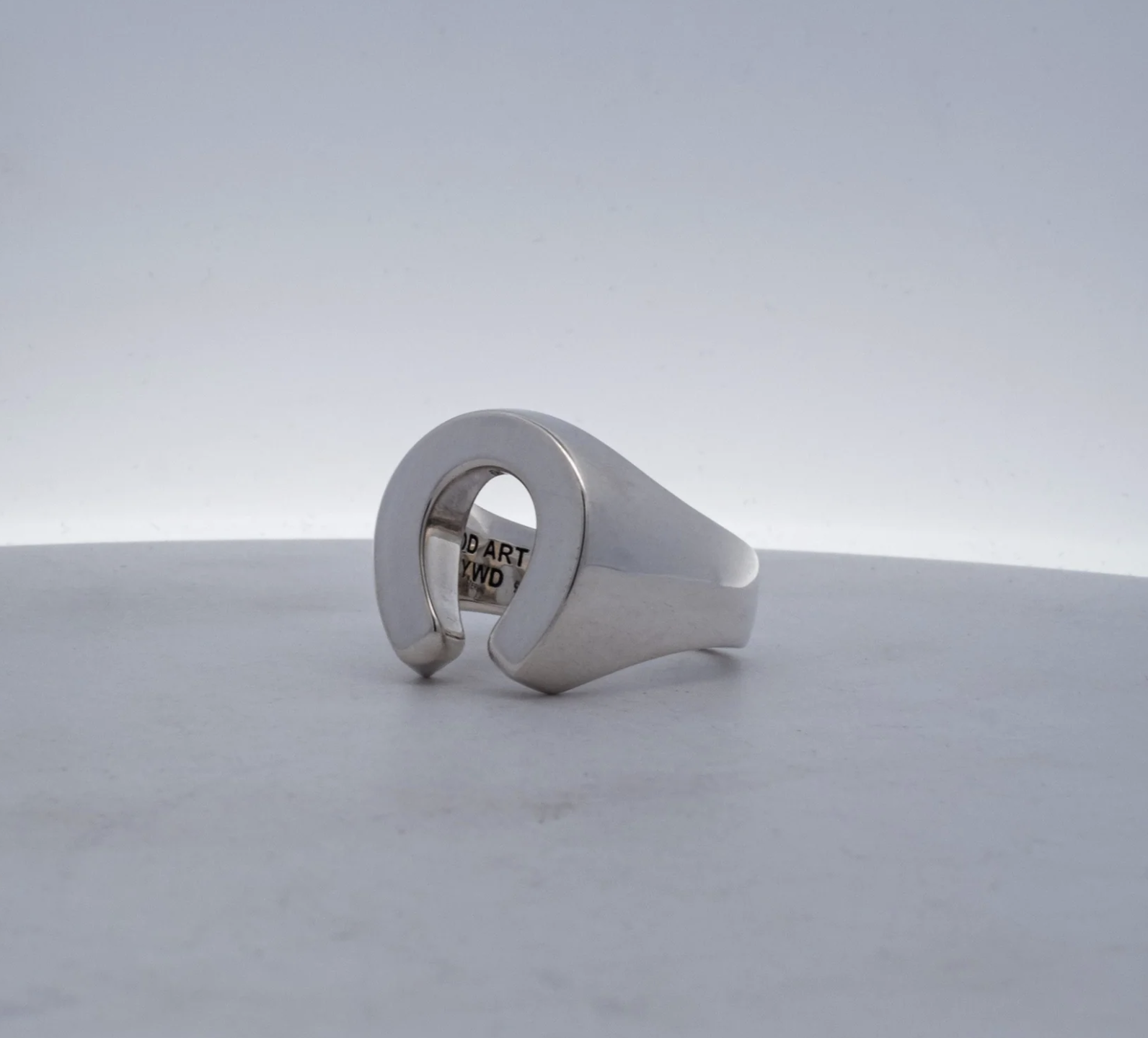 HORSESHOE RING – SMOOTH – AA