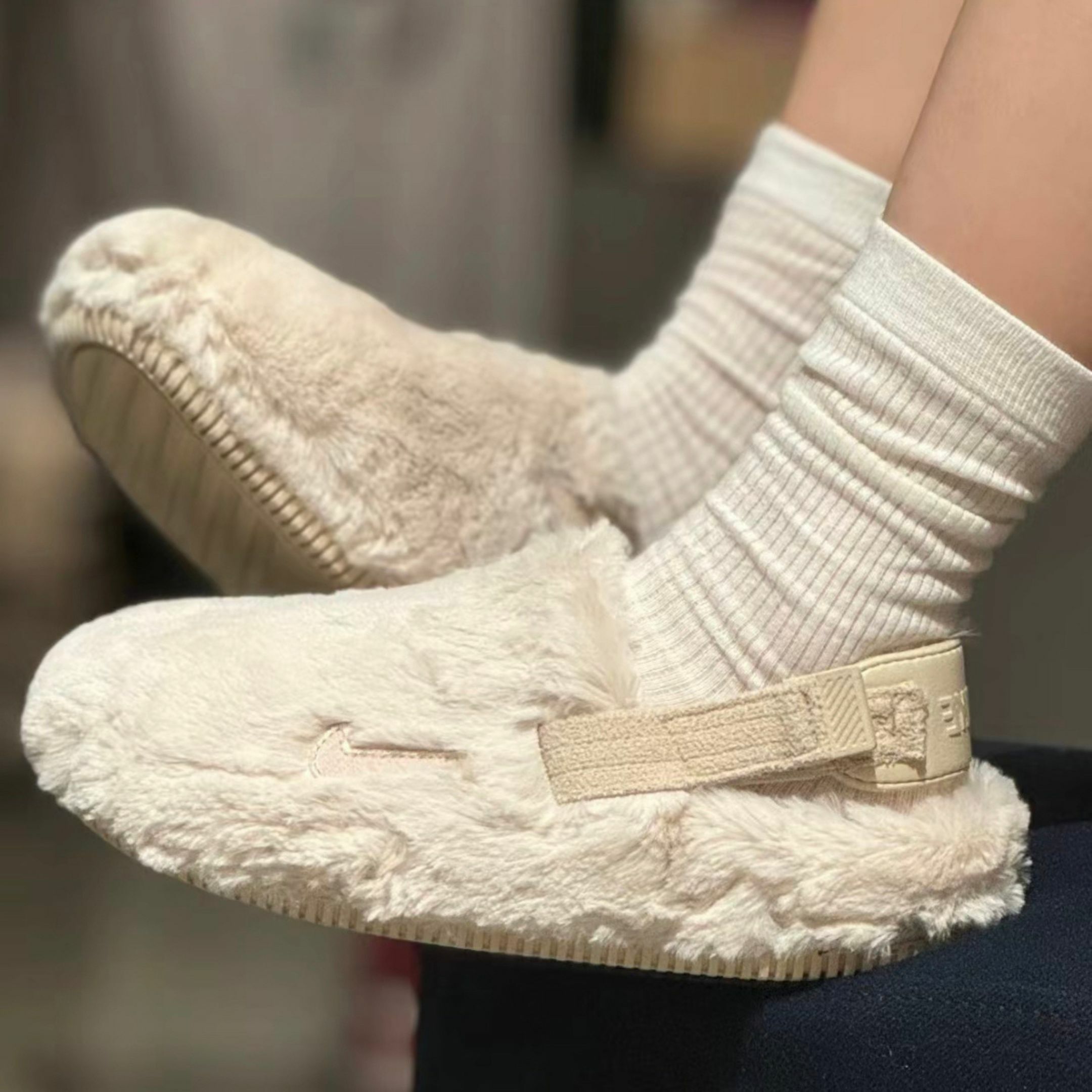 NICEDAY 代購 Nike Calm Mule 毛茸茸 米白 全黑 女款