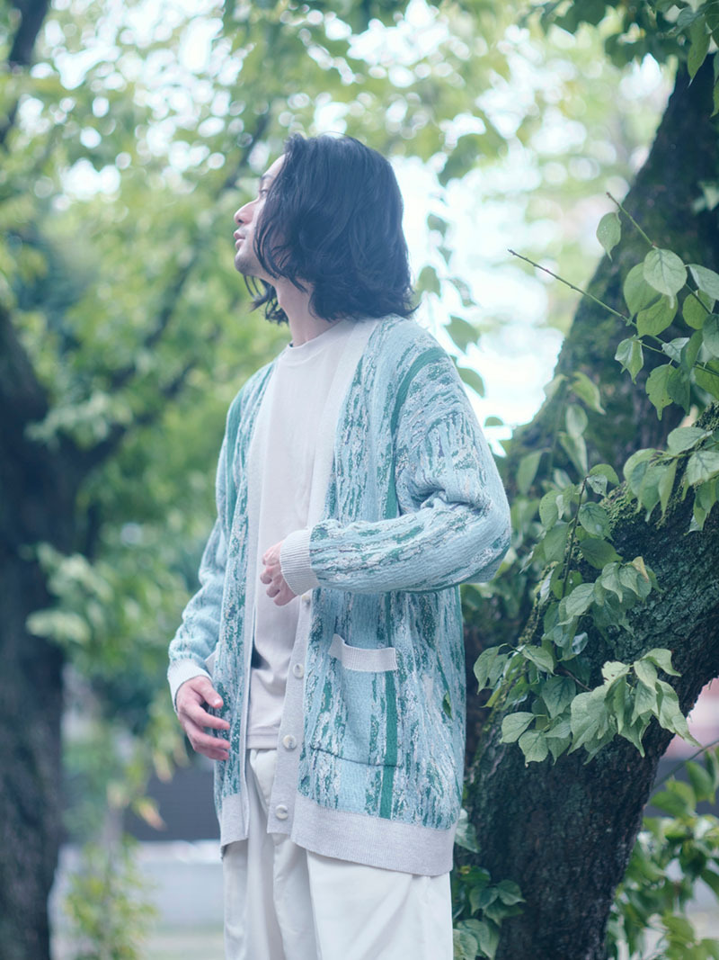 Stone Wall in Kushida Shrine Cardigan Green