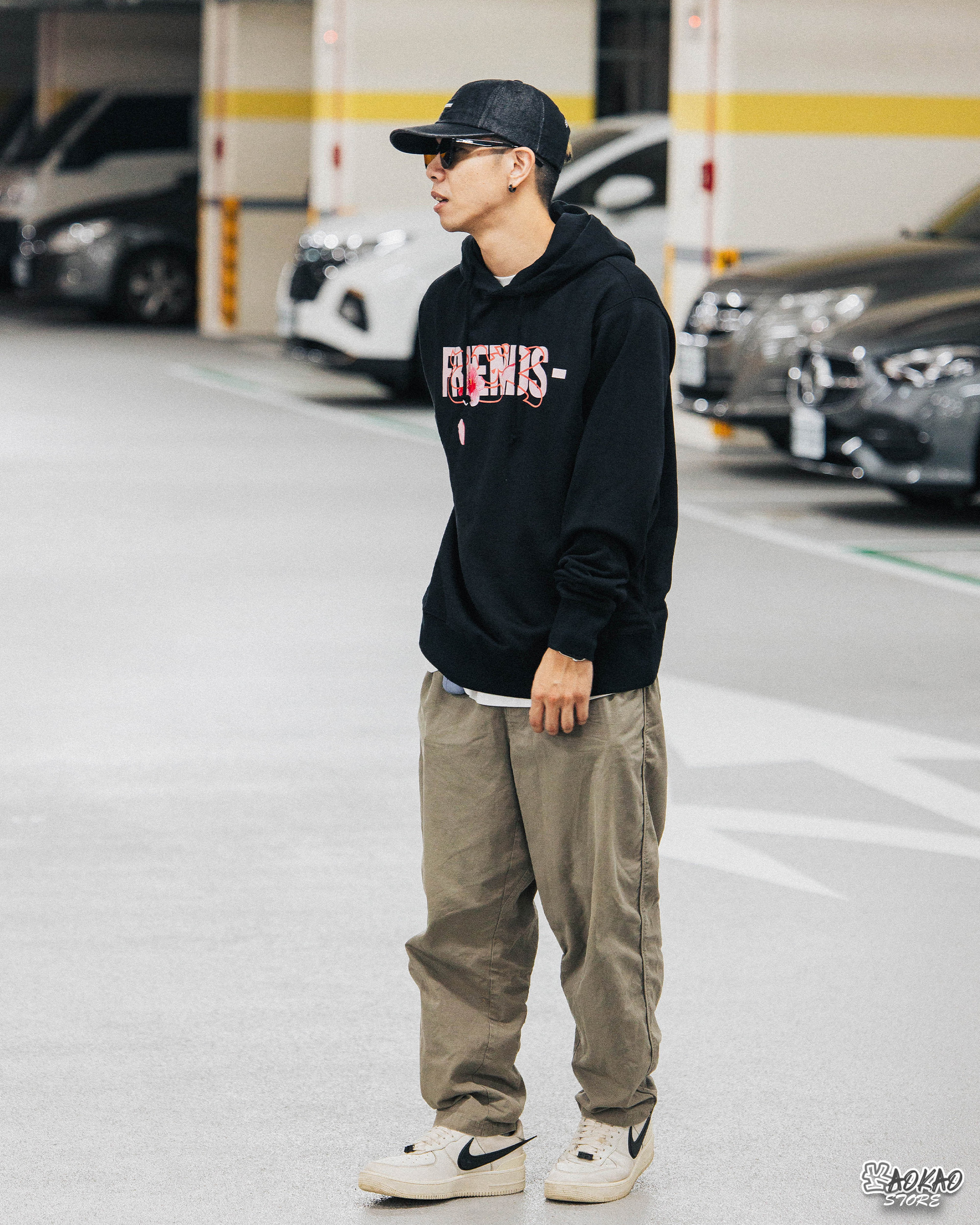 VLONE FRIENDS Logo 帽TEE