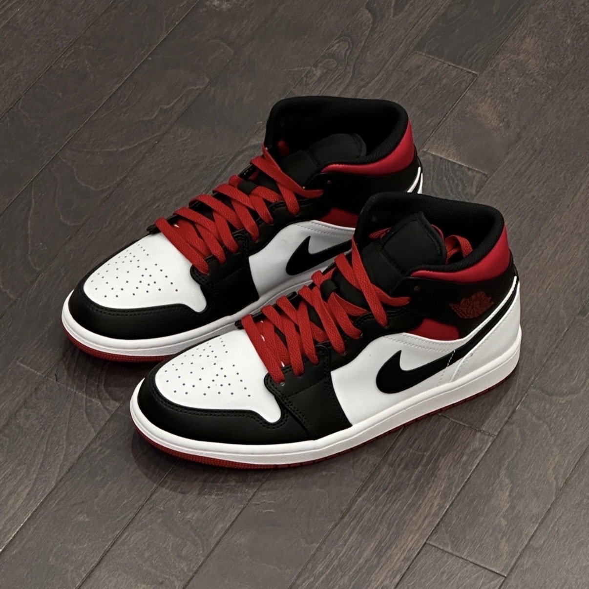 Nike Jordan 1 Mid Gym Red Black Toe 黑腳趾 黑白紅 中筒 休閒鞋